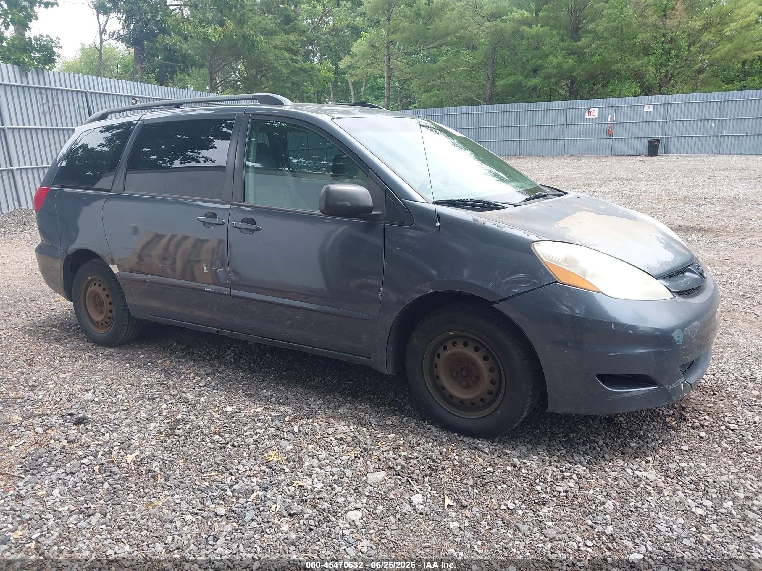2007 Toyota Sienna CE, VIN 5TDZK23C27S076149 — All over
