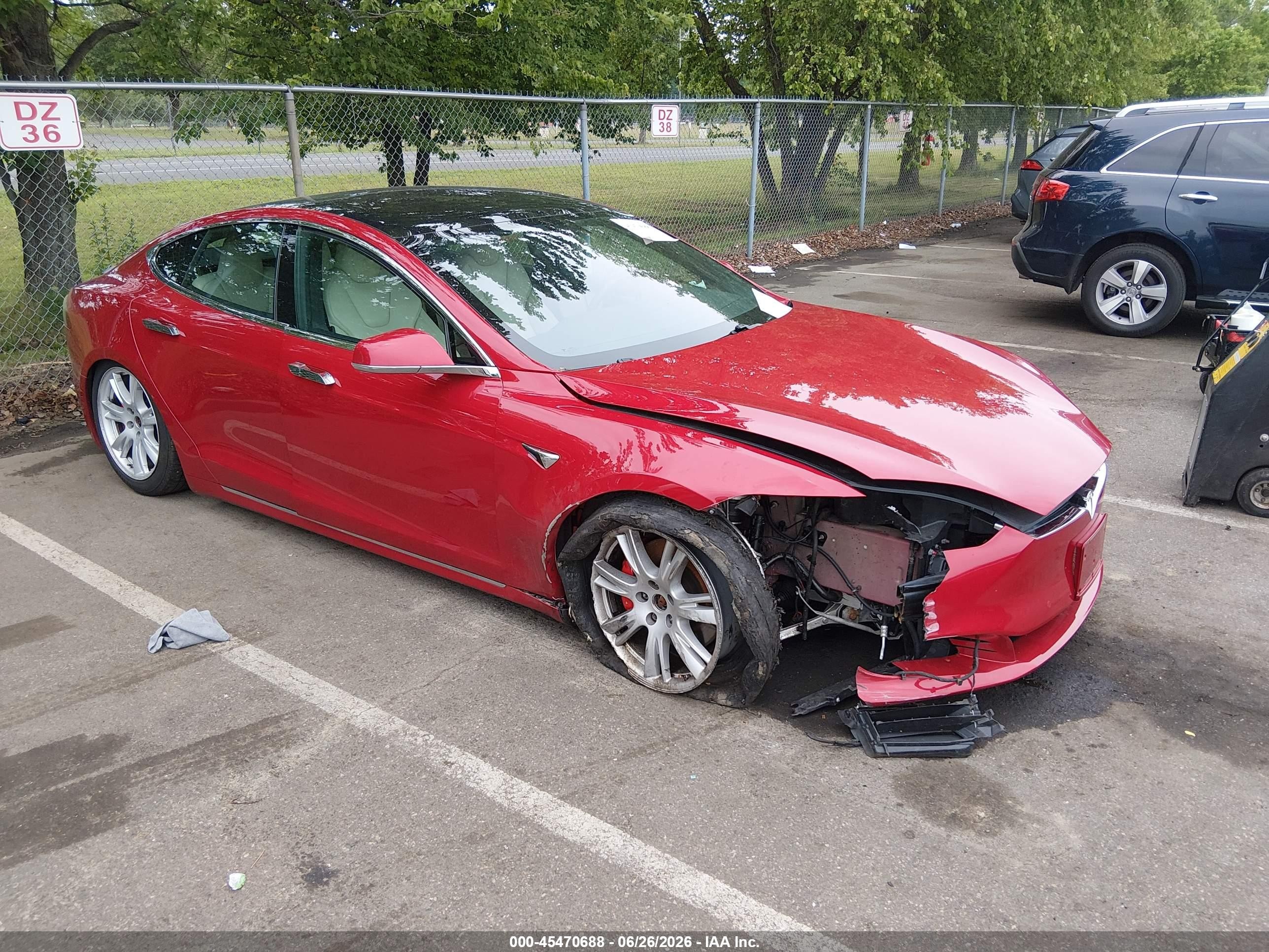2020 Tesla Model S Performance, VIN 5YJSA1E48LF398006 — Front end