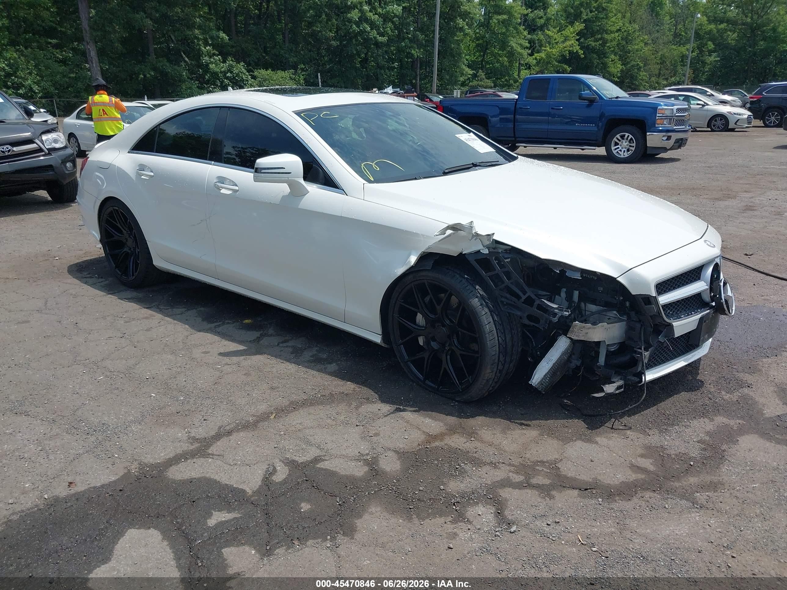 2013 Mercedes-Benz CLS 550, VIN WDDLJ9BB8DA059543 — Front end