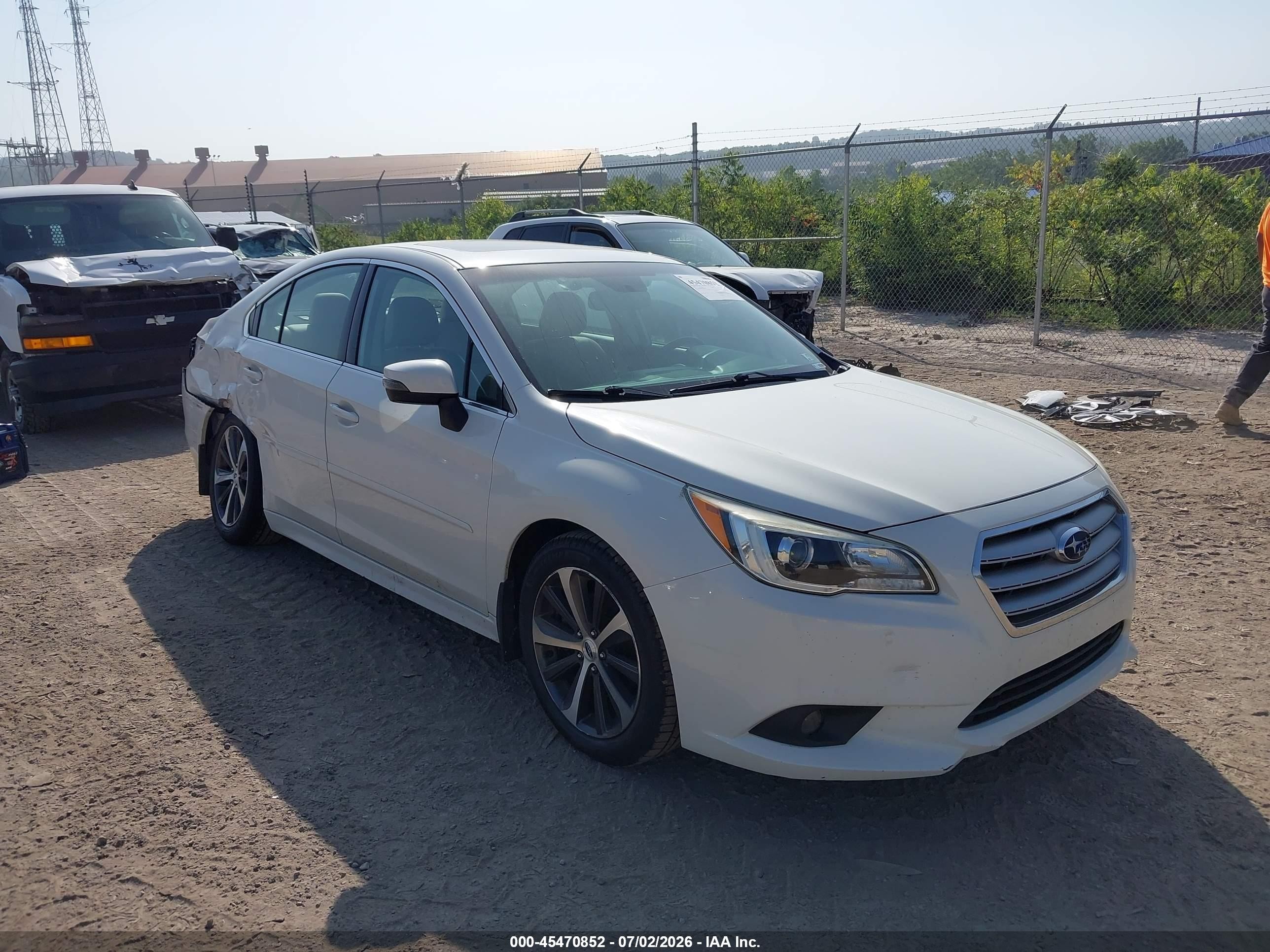 2015 Subaru Legacy Limited, VIN 4S3BNEN63F3016916 — Rear end