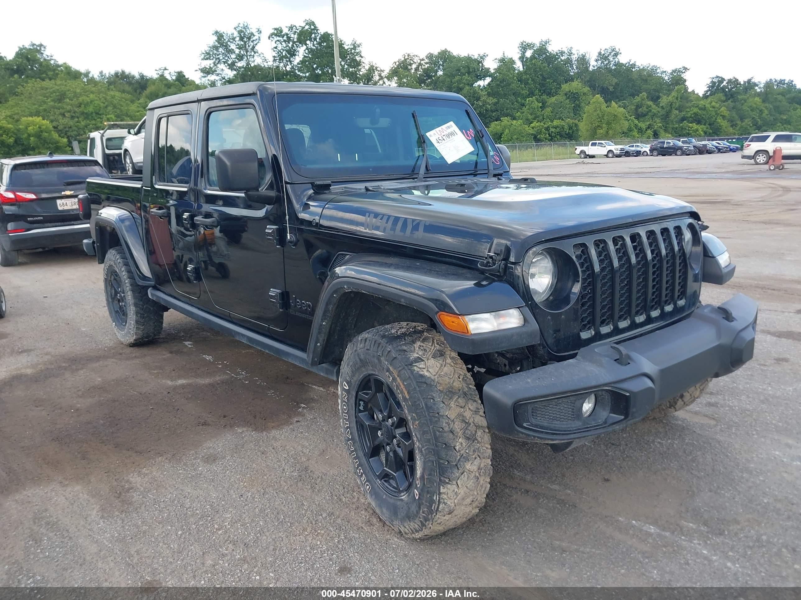 2022 Jeep Gladiator Texas Trail, VIN 1C6HJTAG7NL109713 — Пожар в моторном отсеке