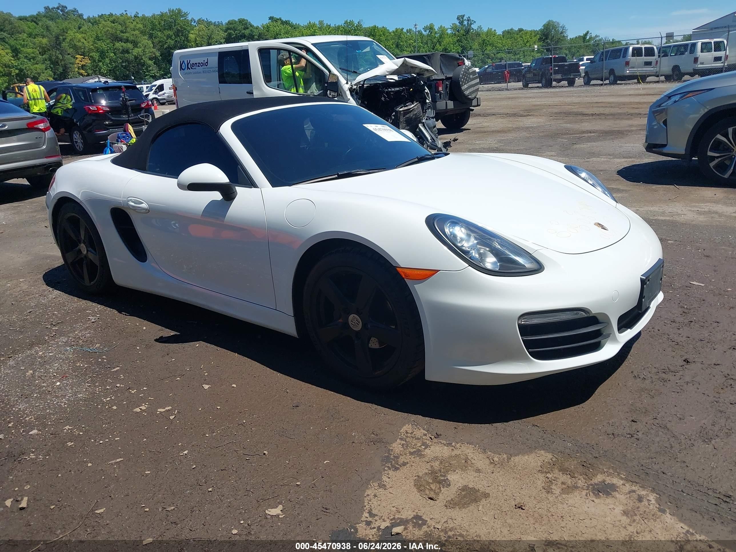 2015 Porsche Boxster, VIN WP0CA2A83FS121063 — Side
