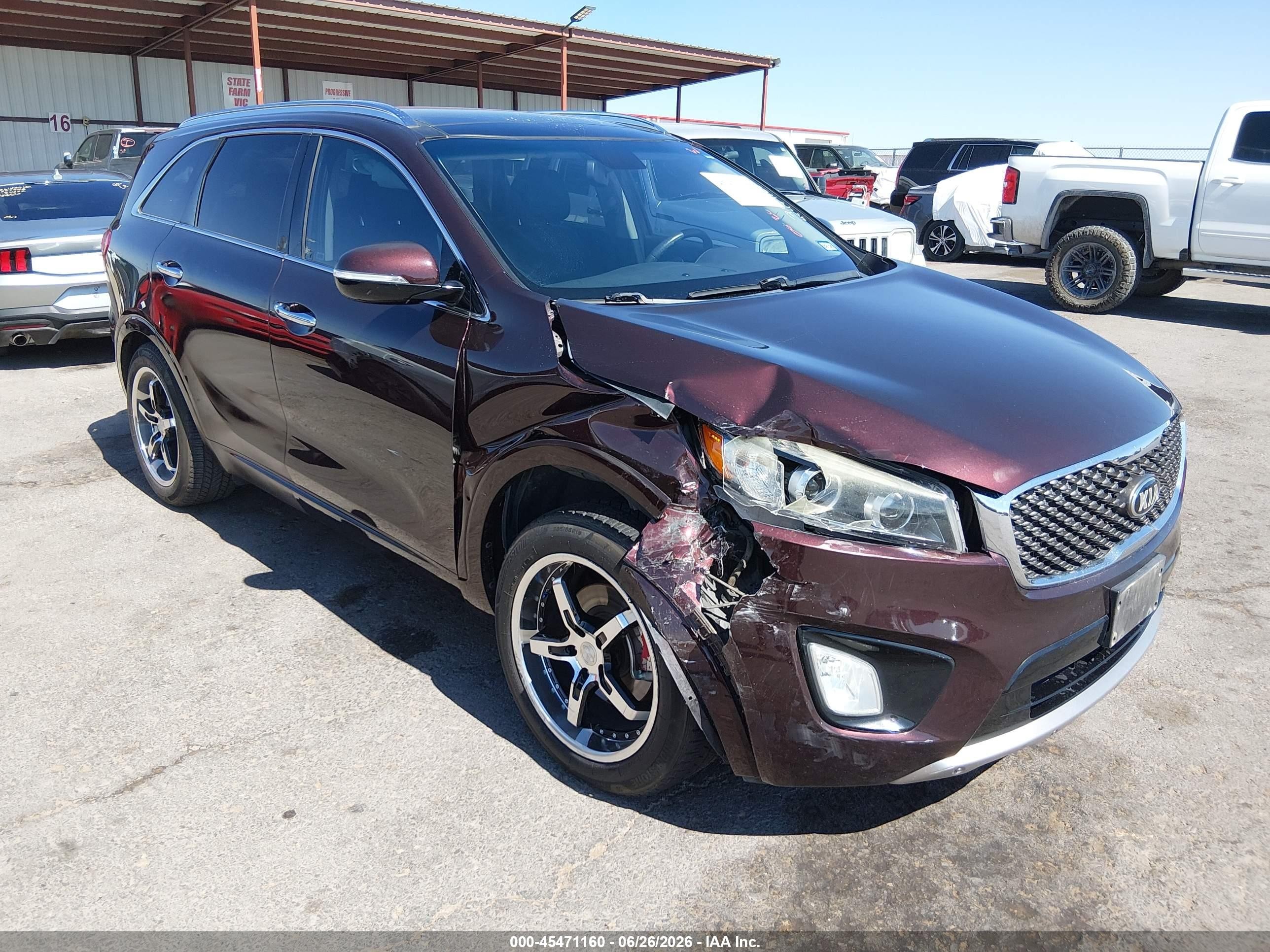 2016 Kia Sorento SX, VIN 5XYPK4A51GG067494 — Front end