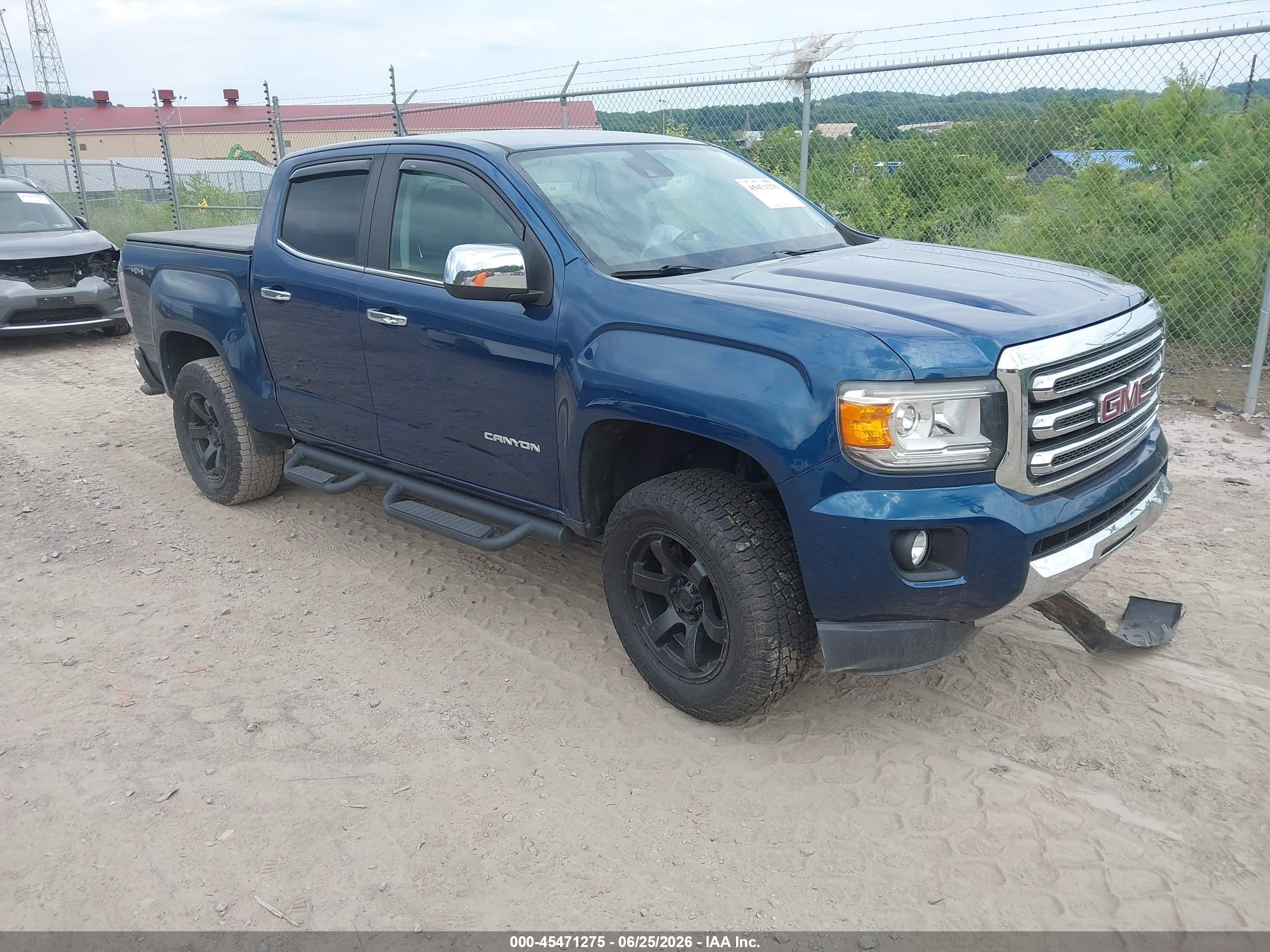 2019 GMC Canyon 4WD SLT, VIN 1GTG6DEN9K1130459 — Front end