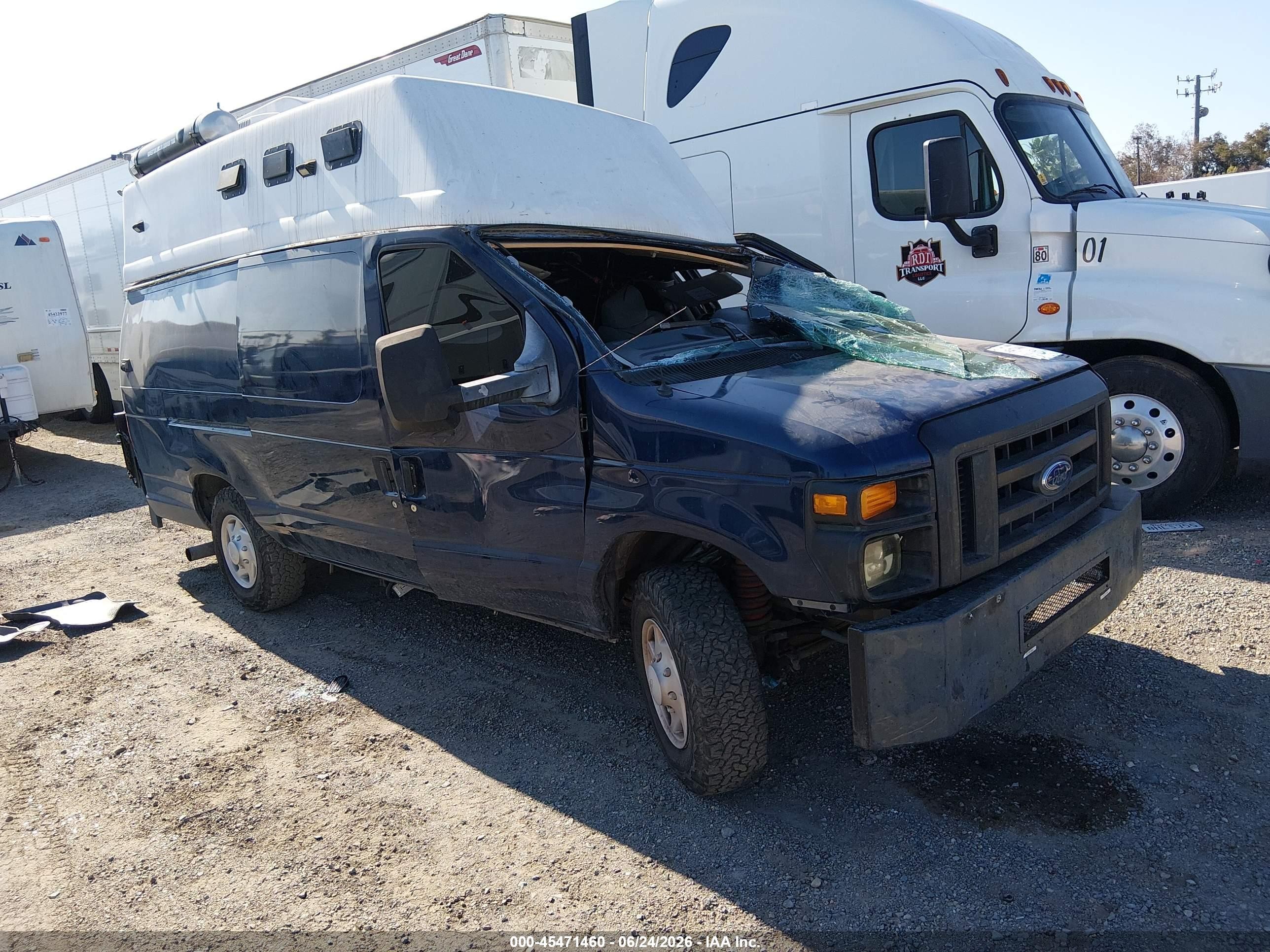 2009 Ford Econoline Cargo Recreational, VIN 1FTSS34P99DA07143 — Опрокидывание