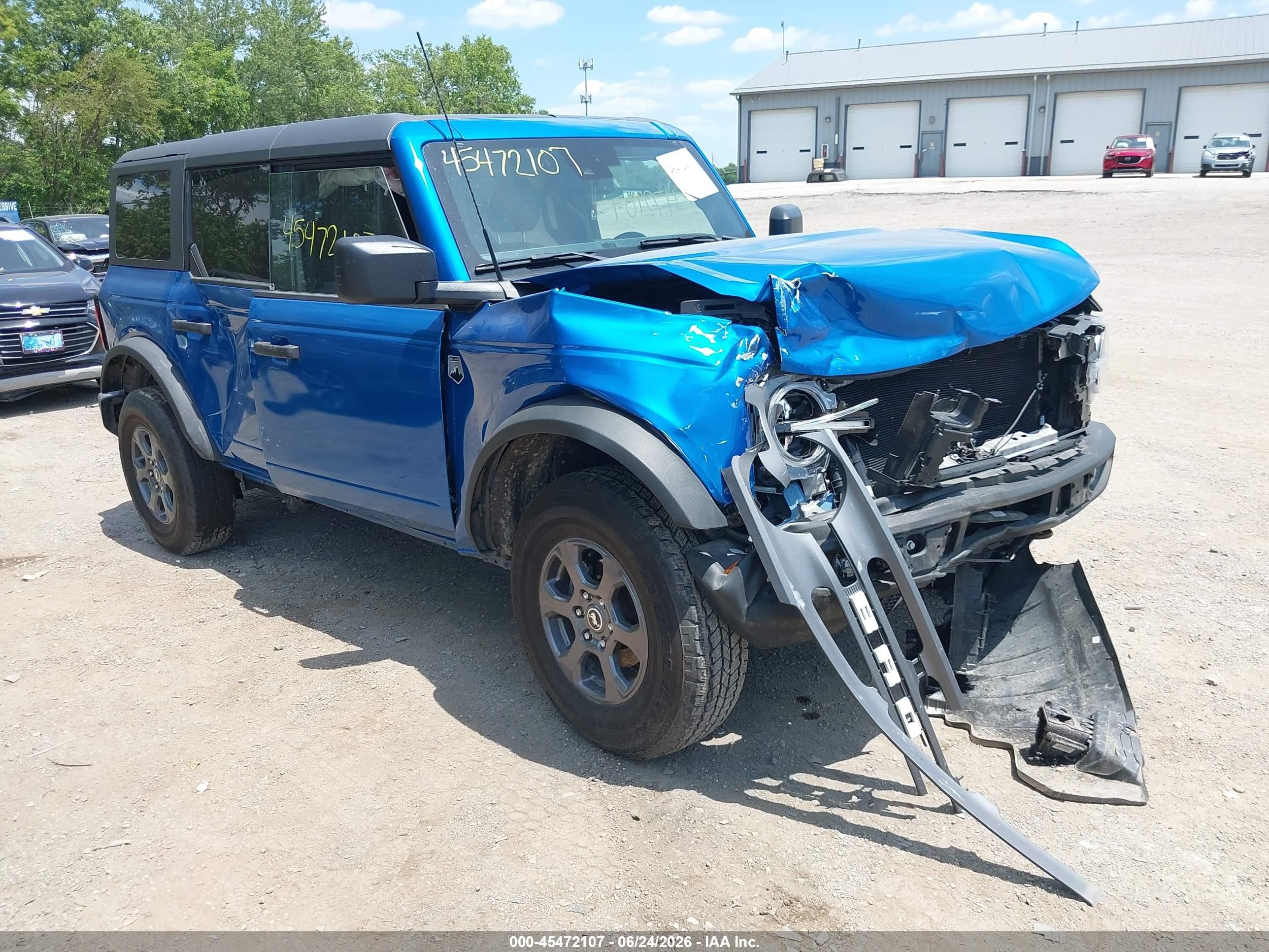 2024 Ford Bronco Big Bend, VIN 1FMDE7BHXRLA57019 — Front end