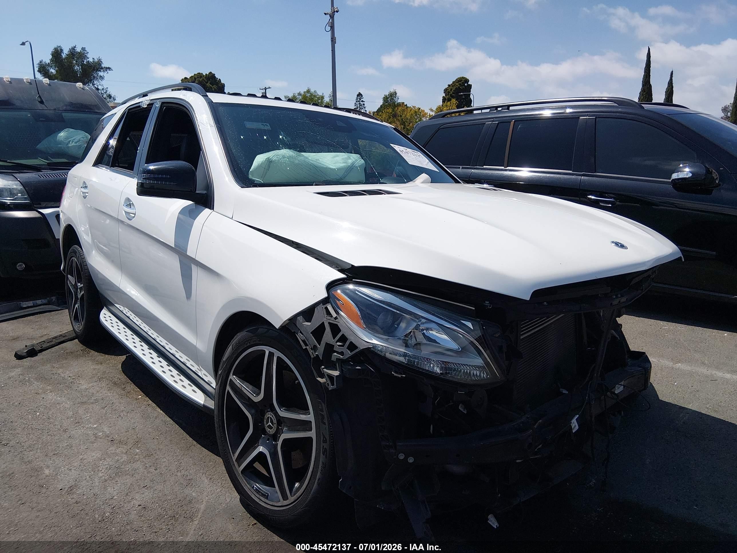 2018 Mercedes-Benz GLE 350, VIN 4JGDA5JB0JB199337 — Front end