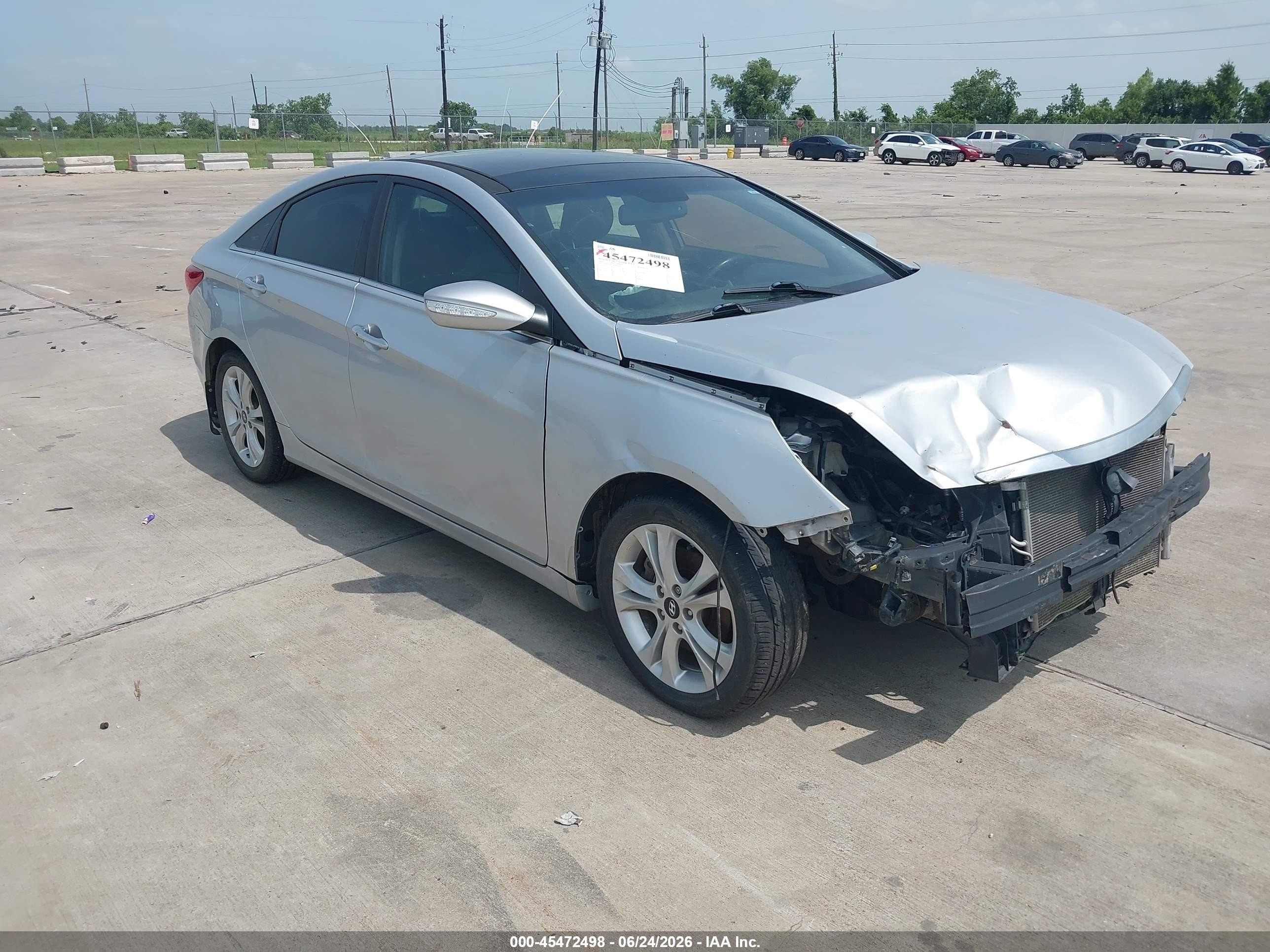 2013 Hyundai Sonata SE, VIN 5NPEC4AC6DH690231 — Front end