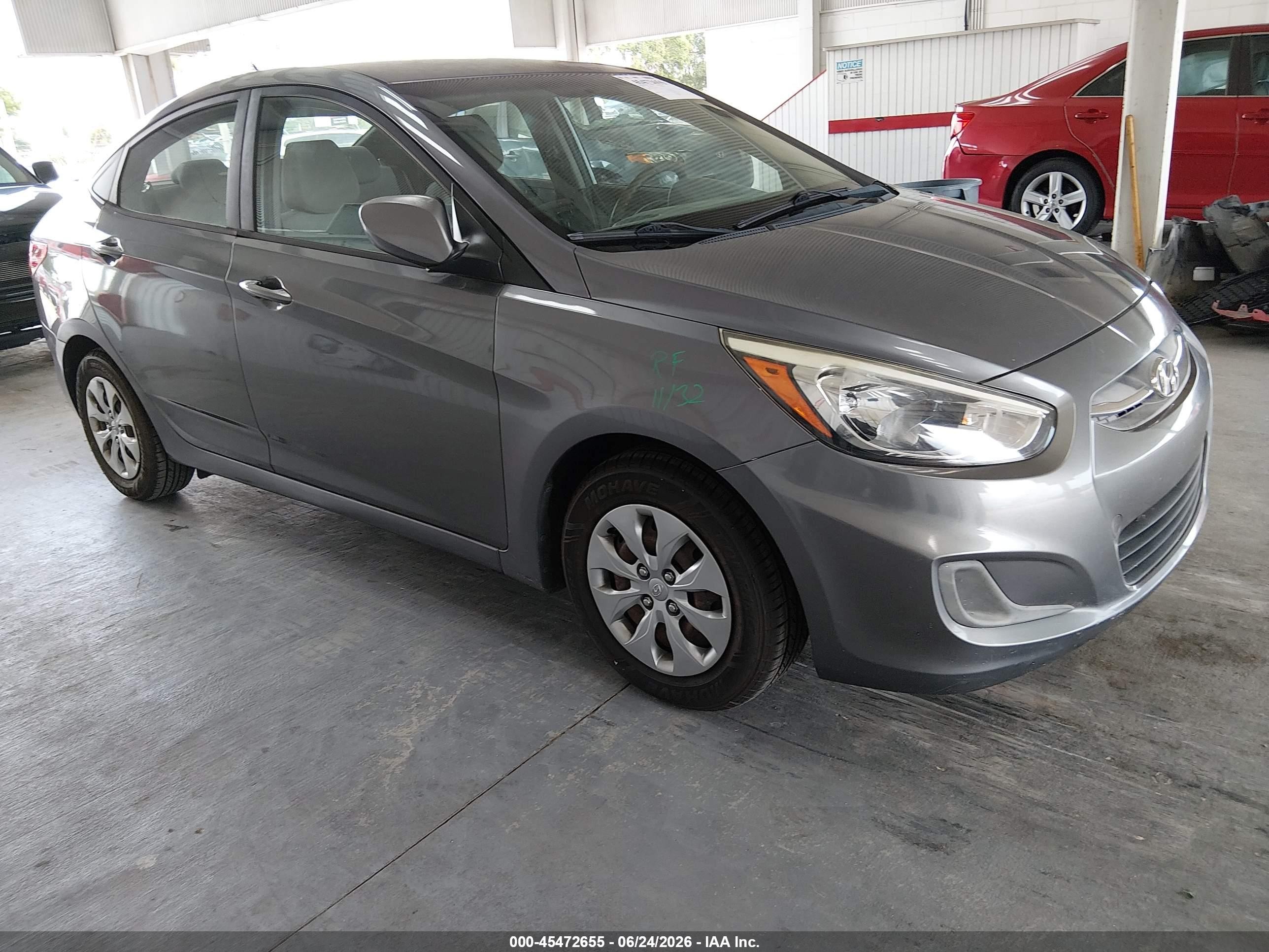 2017 Hyundai Accent SE, VIN KMHCT4AE2HU194018 — Side