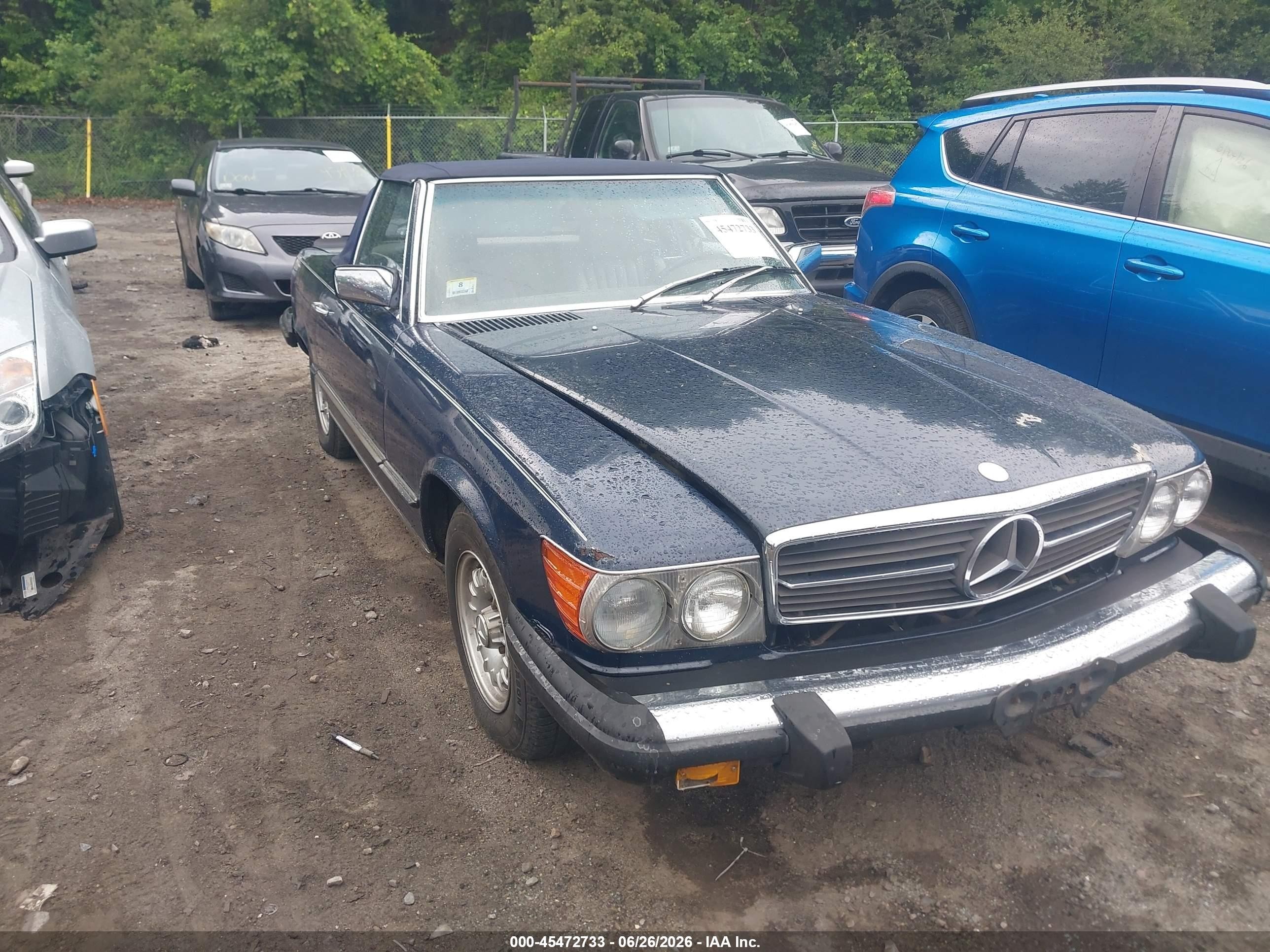 1982 Mercedes-Benz 380 SL, VIN WDBBA45AXCB015675 — Normal wear