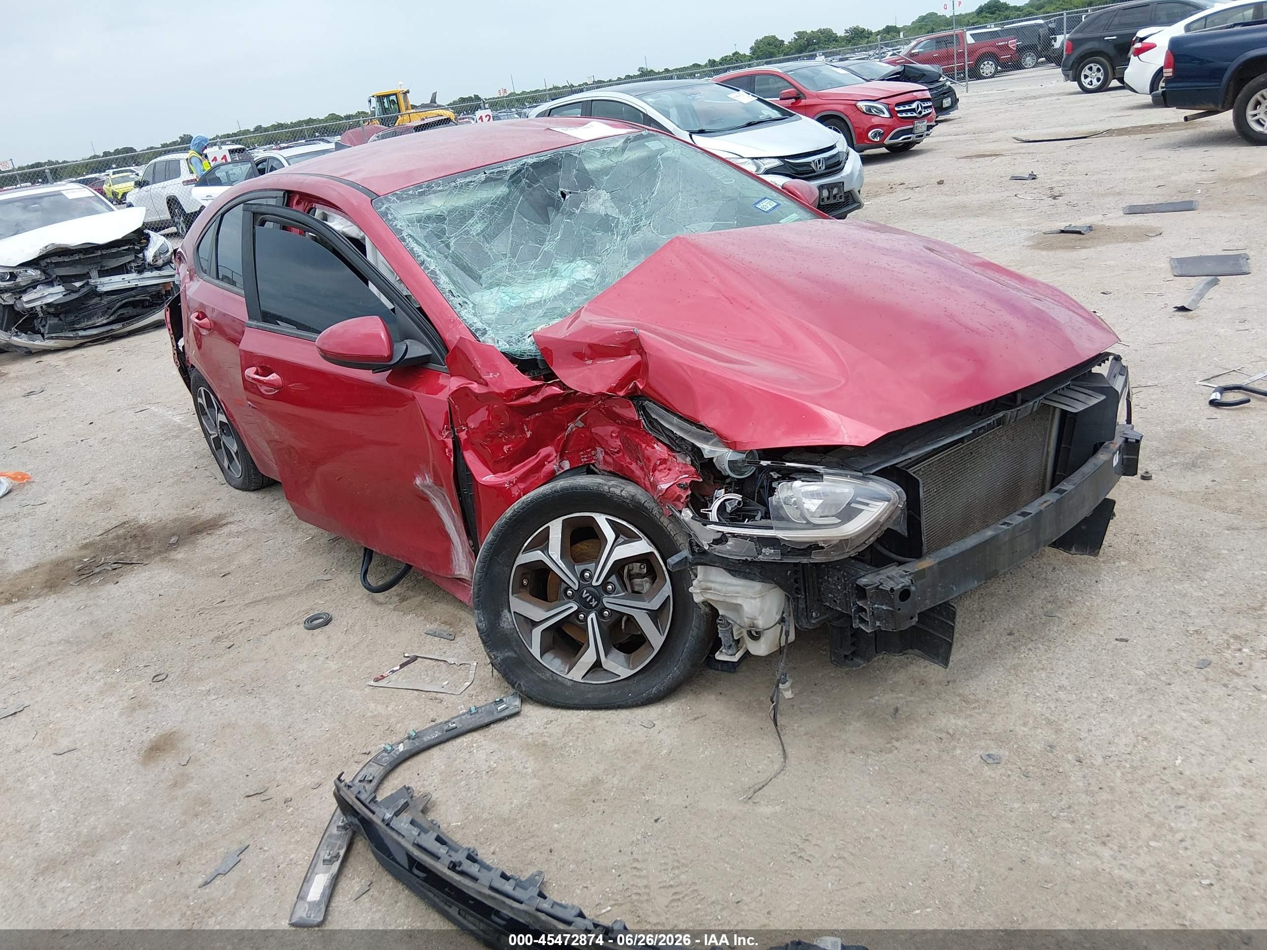 2019 Kia Forte LXS, VIN 3KPF24AD8KE018611 — По всему кузову