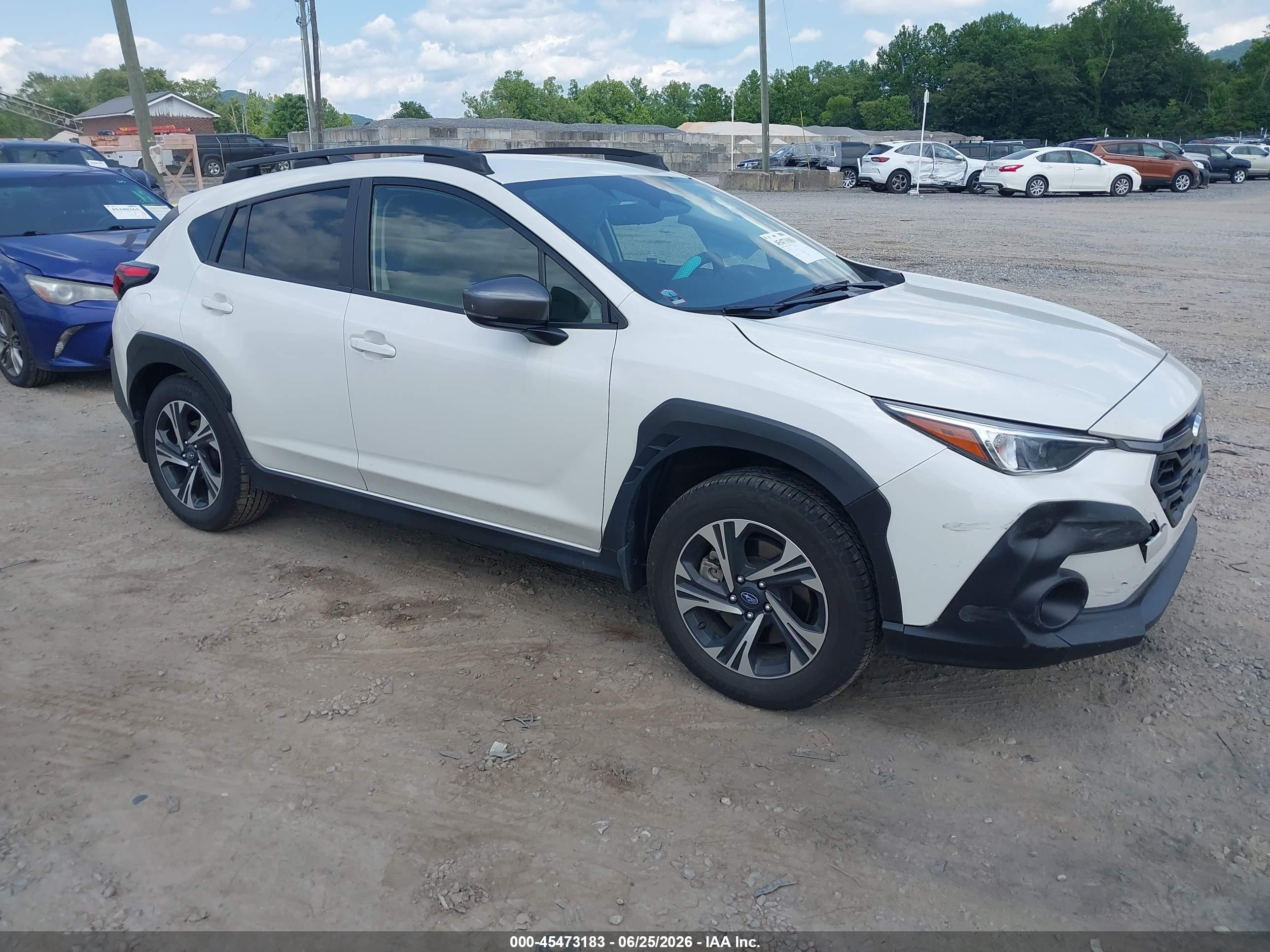 2024 Subaru Crosstrek Premium, VIN JF2GUADC0R8887676 — Side
