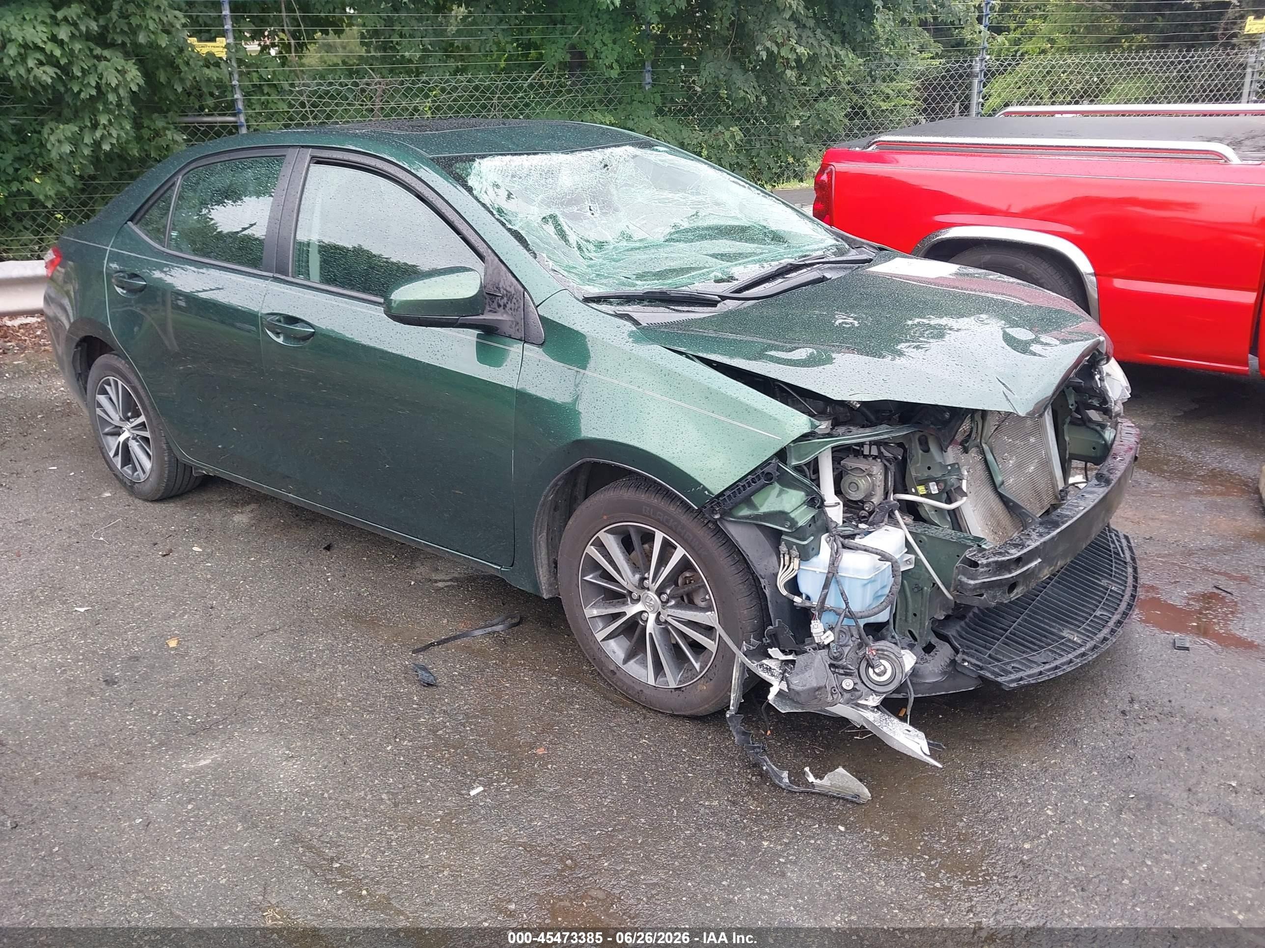 2016 Toyota Corolla LE, VIN 2T1BURHE3GC723567 — Front end
