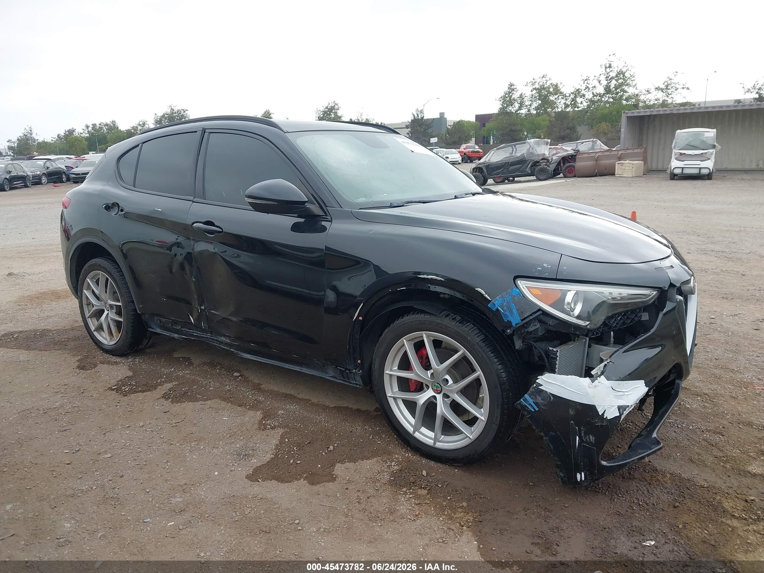 2019 Alfa Romeo Stelvio Ti Sport, VIN ZASPAKBN3K7C71569 — Side