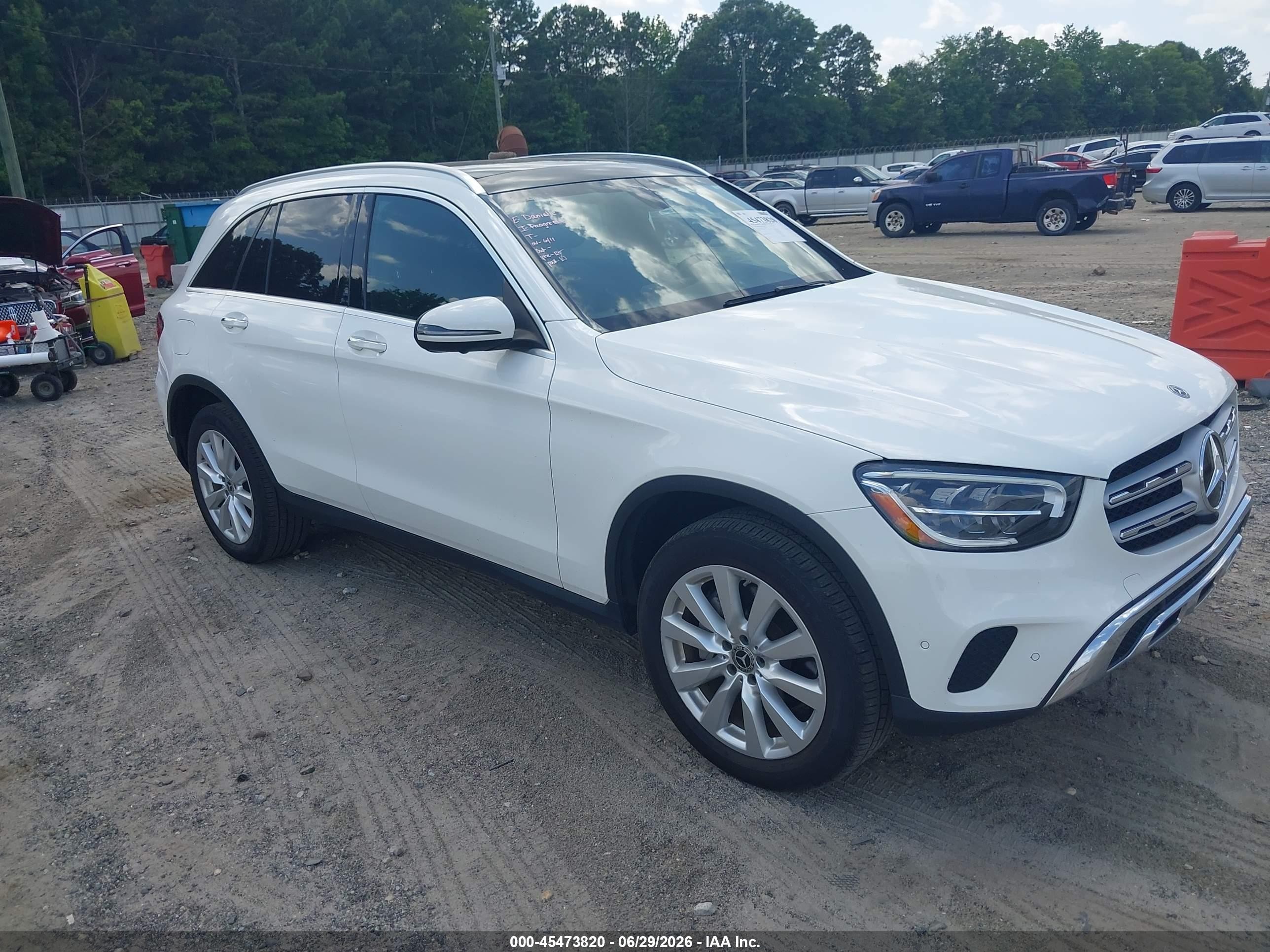 2020 Mercedes-Benz GLC 300, VIN WDC0G8DB1LF675065 — Rear end