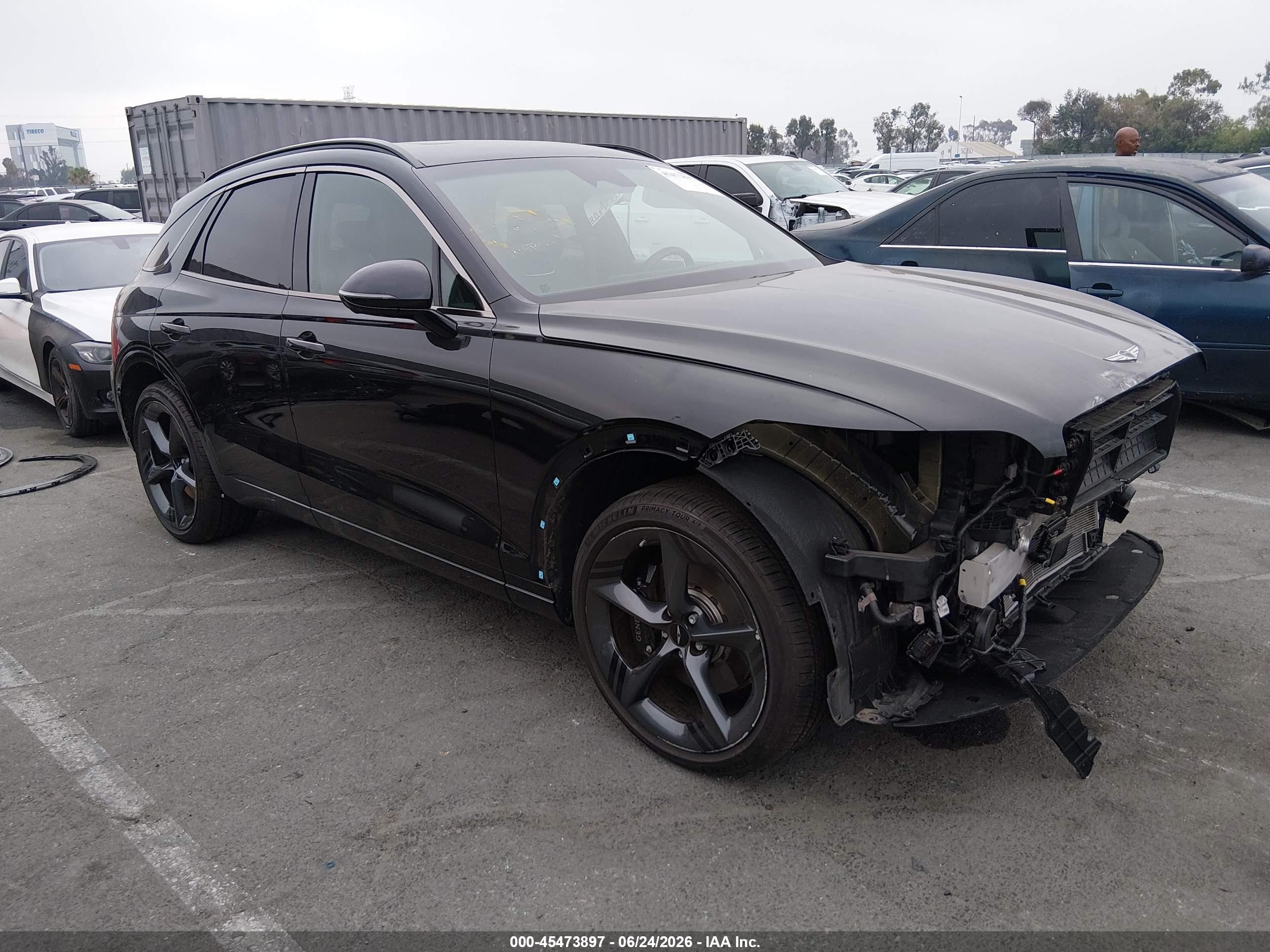 2026 Genesis GV70 2.5T Sport Prestige, VIN KMUMFDTB9TU239920 — Перед