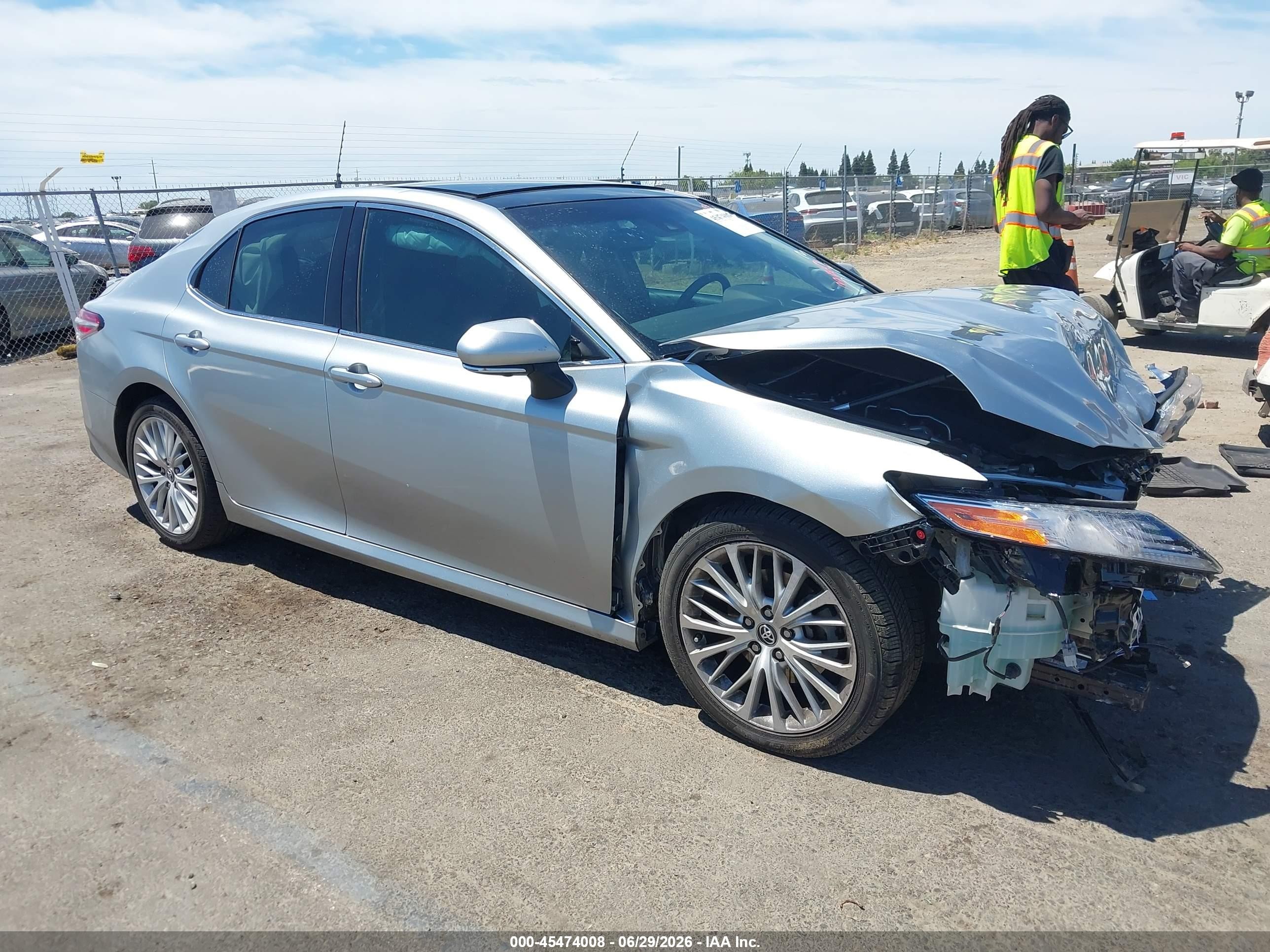2018 Toyota Camry XSE, VIN 4T1BZ1HK5JU002956 — Front end