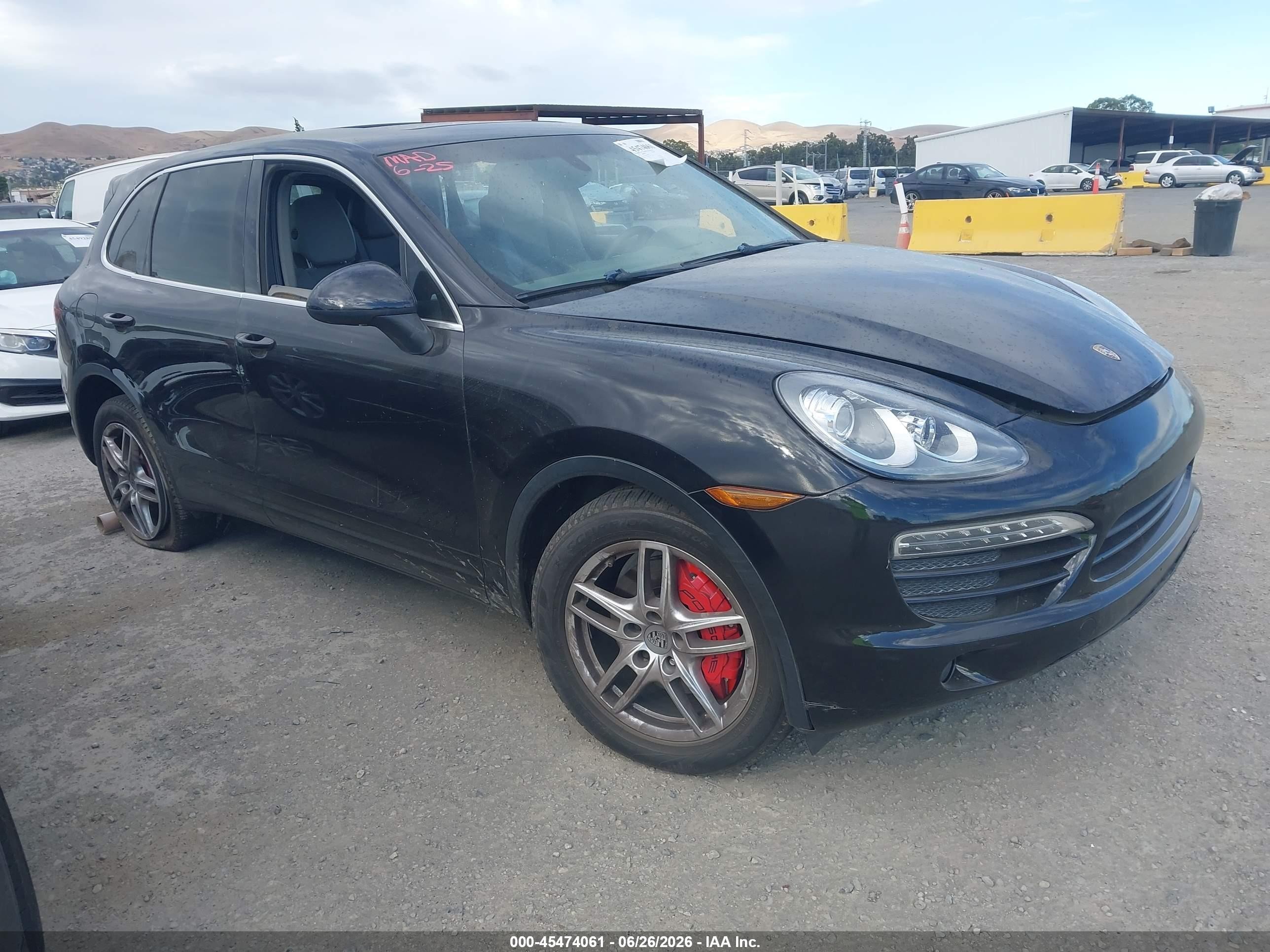 2012 Porsche Cayenne, VIN WP1AA2A28CLA09706 — Side