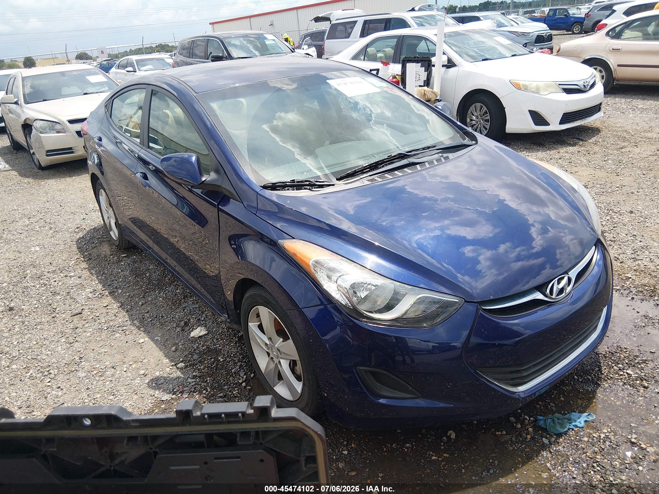 2013 Hyundai Elantra GLS, VIN 5NPDH4AE4DH304811 — Water / flood