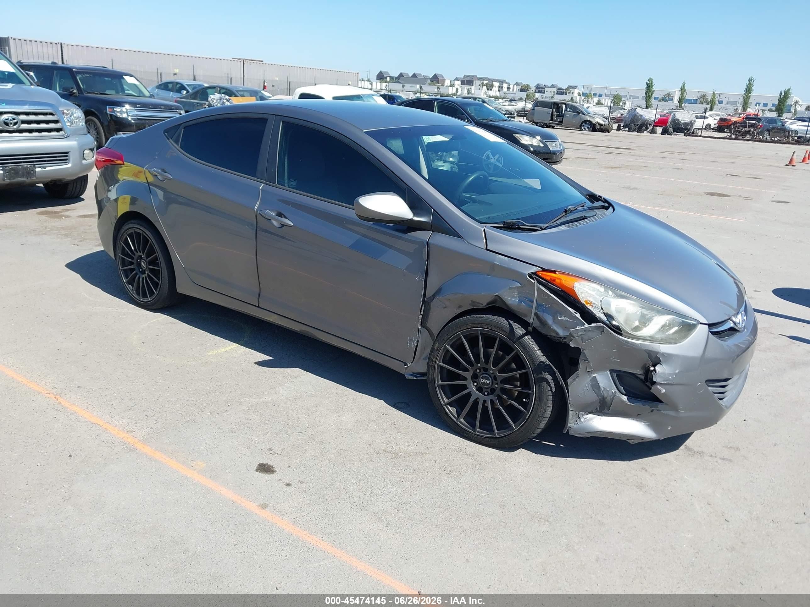 2011 Hyundai Elantra Limited, VIN 5NPDH4AE5BH057165 — Front end