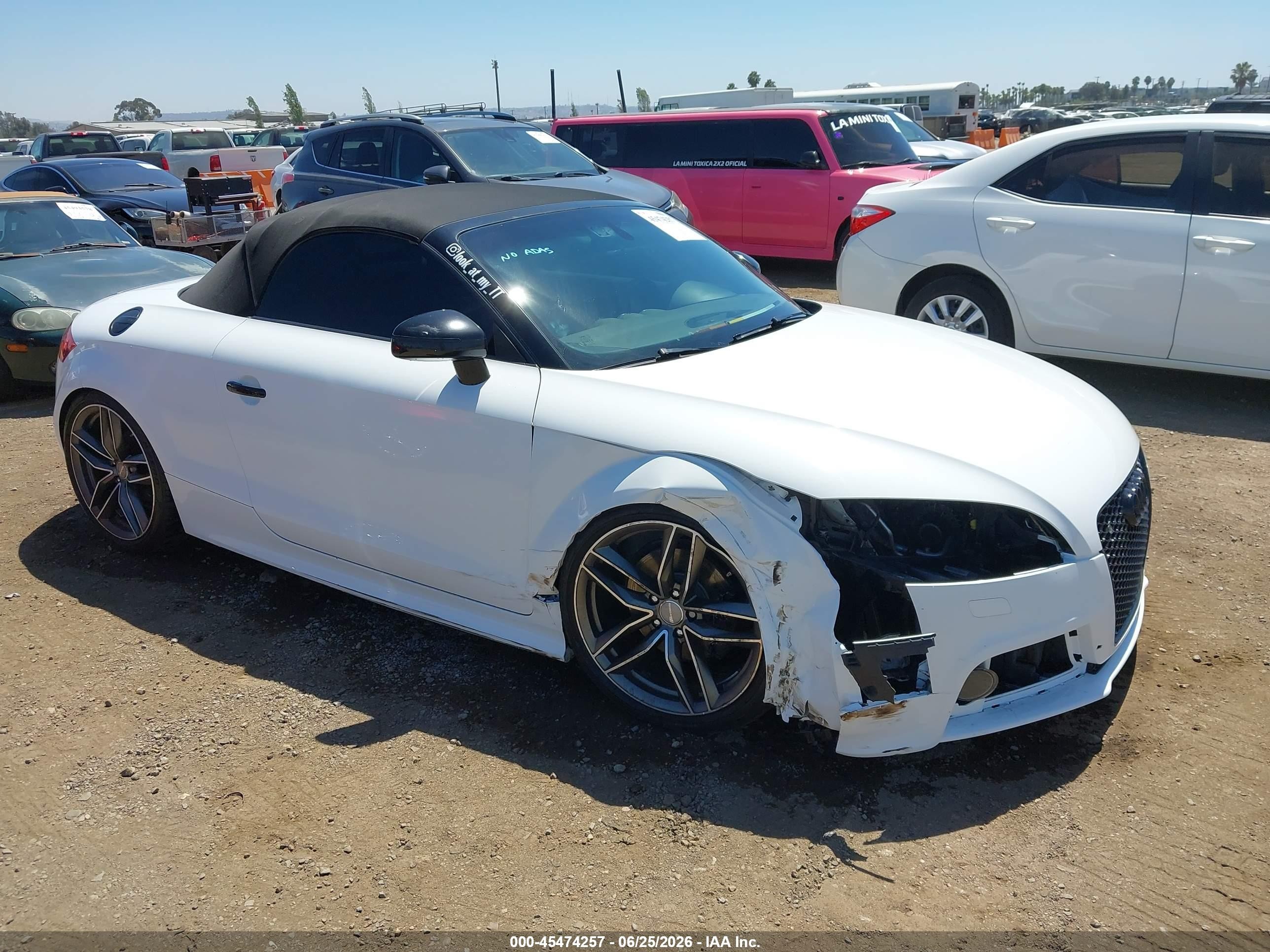 2012 Audi TT Premium Plus, VIN TRUSFAFK6C1001504 — Перед