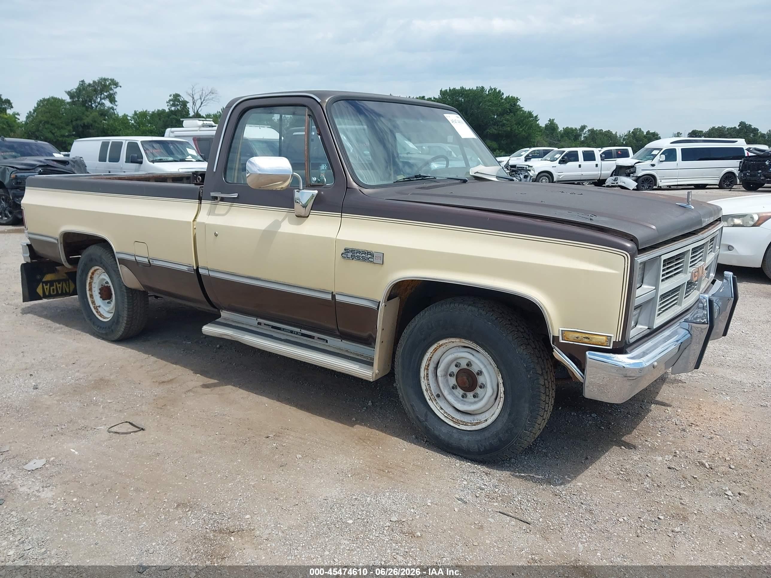 1984 GMC Sierra 2500, VIN 1GTGC24WXEJ511698 — Normal wear