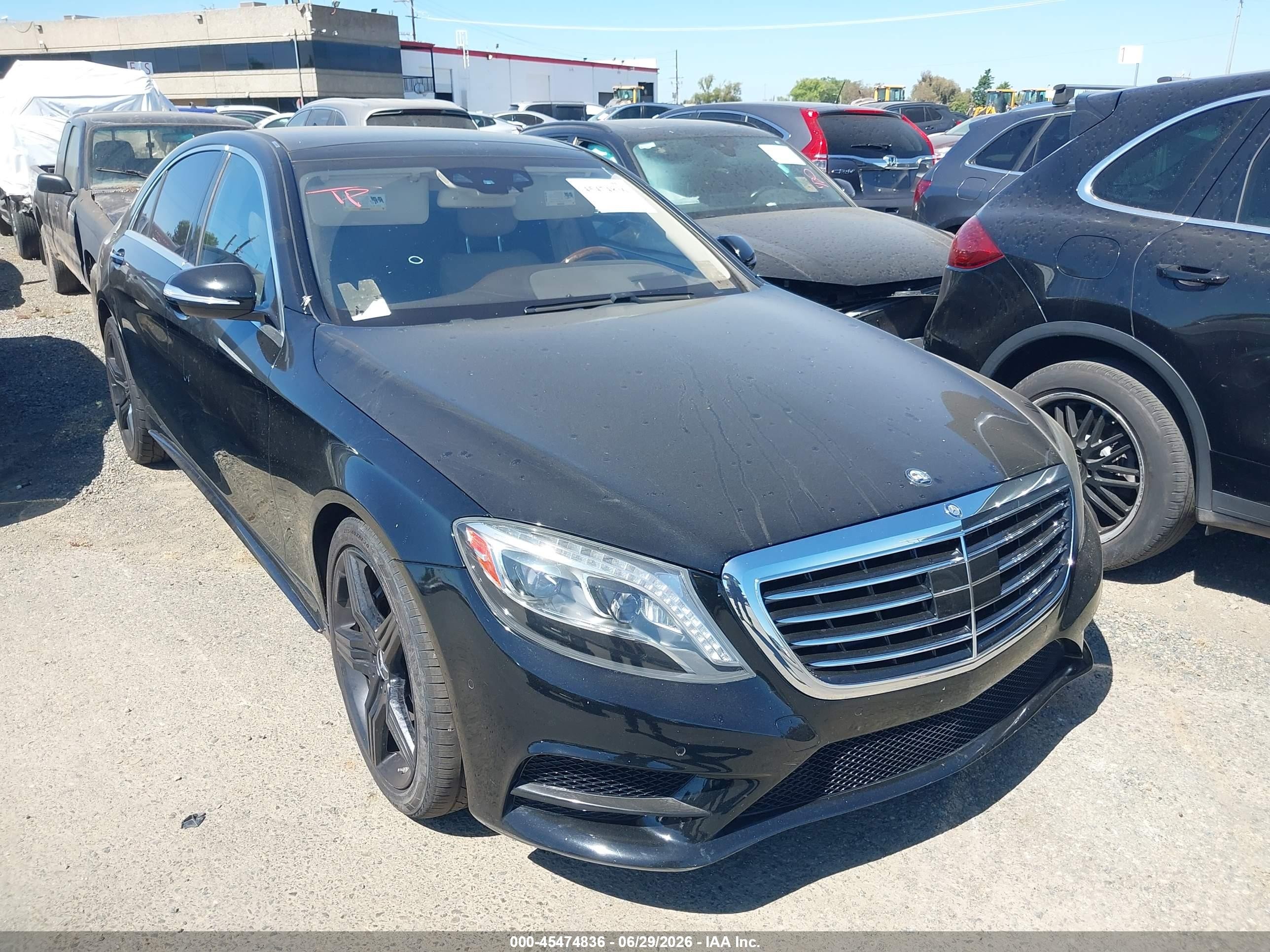 2015 Mercedes-Benz S 550, VIN WDDUG8CB2FA147082 — Auction photo 1 of 5