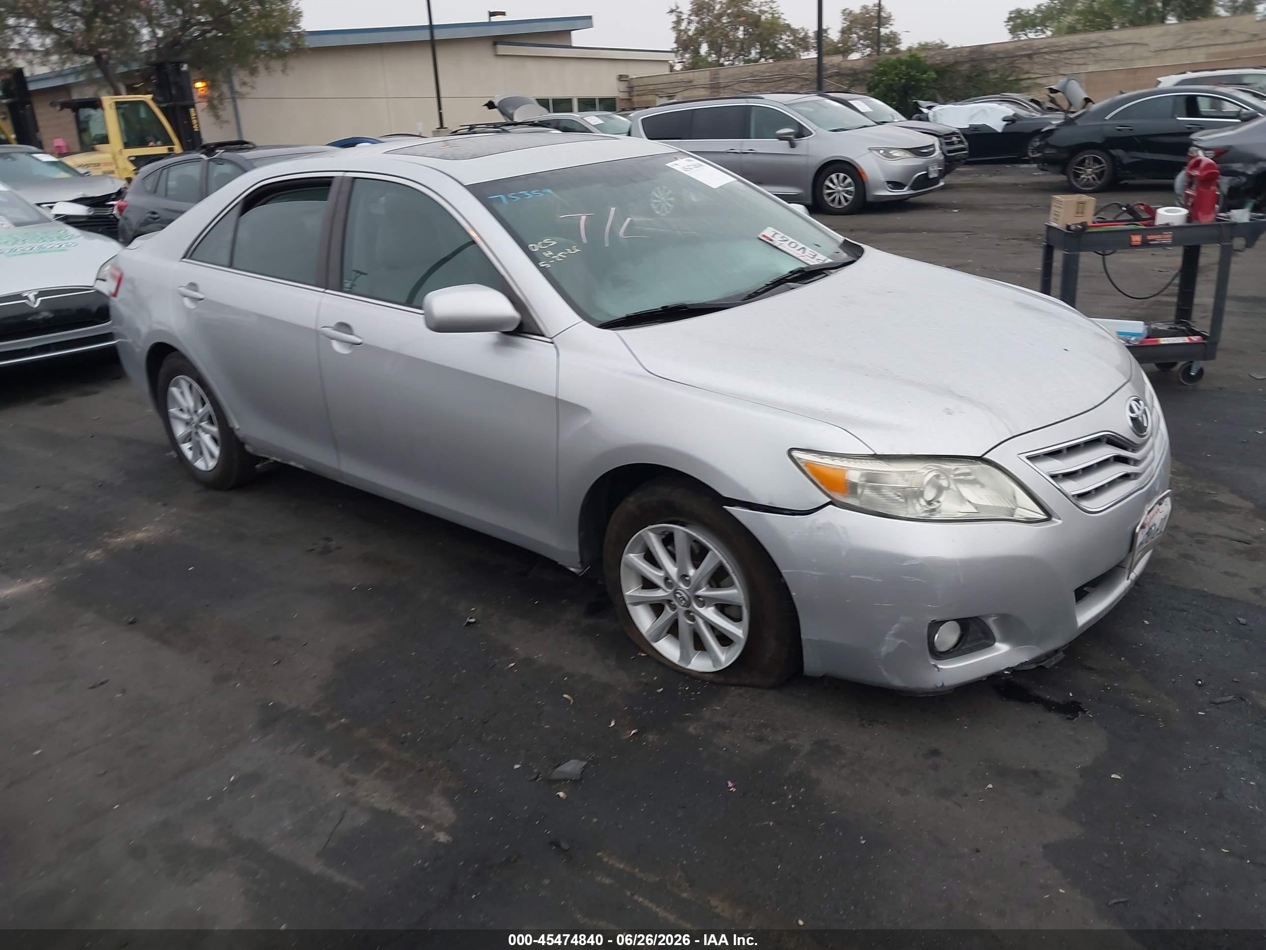 2011 Toyota Camry LE, VIN 4T4BF3EK3BR142228 — Front end