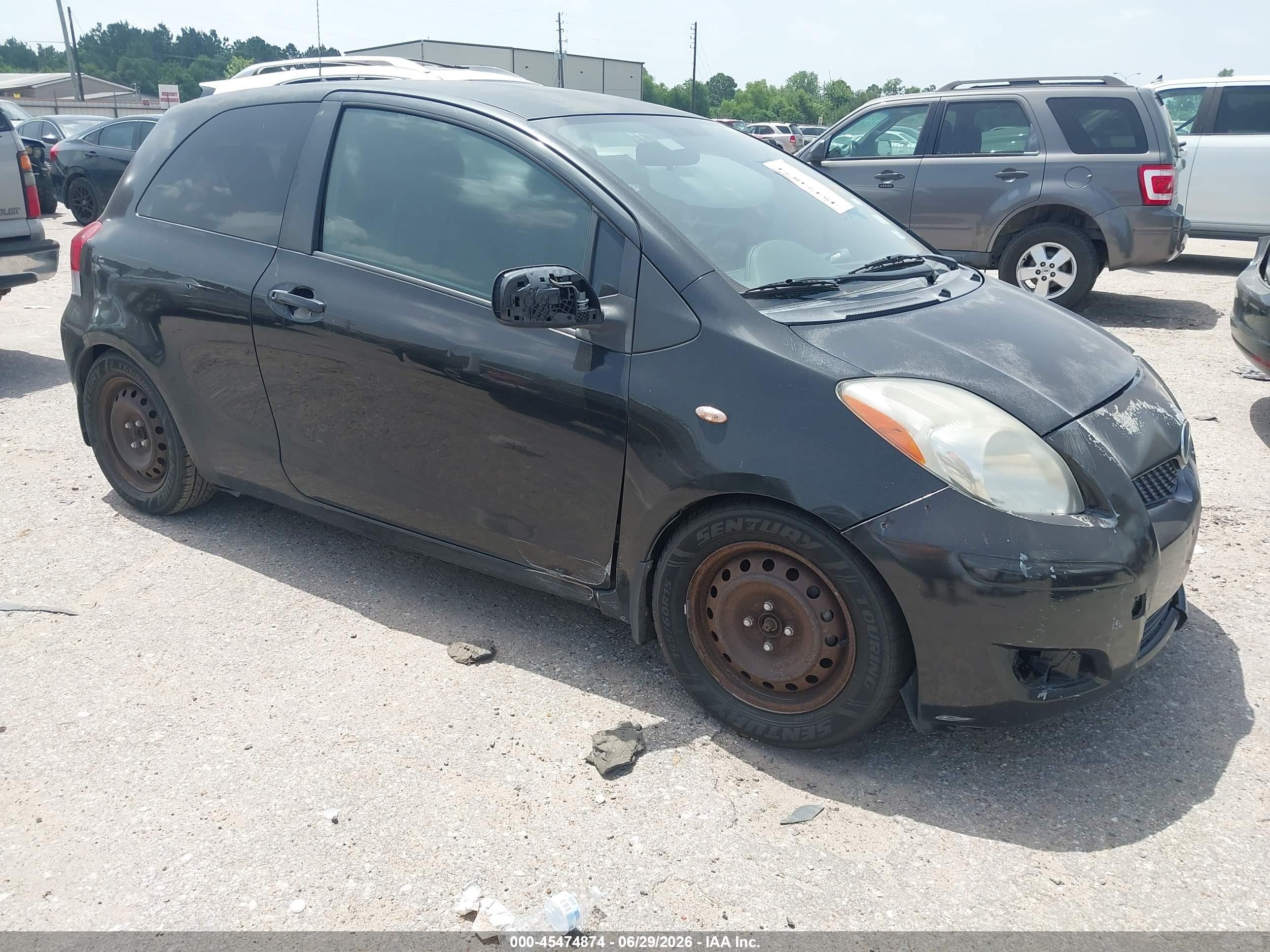 2009 Toyota Yaris, VIN JTDJT903295253864 — Normal wear