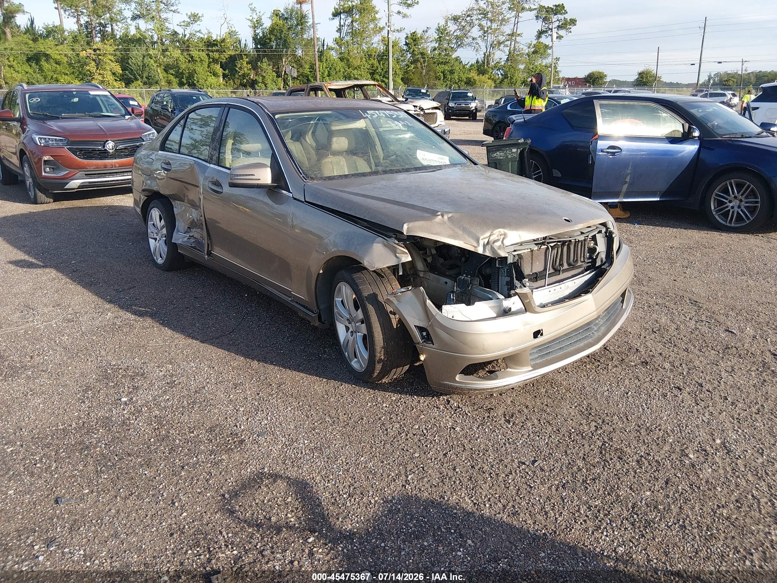 2011 Mercedes-Benz C 300 Sport, VIN WDDGF5EB2BA466455 — Front end