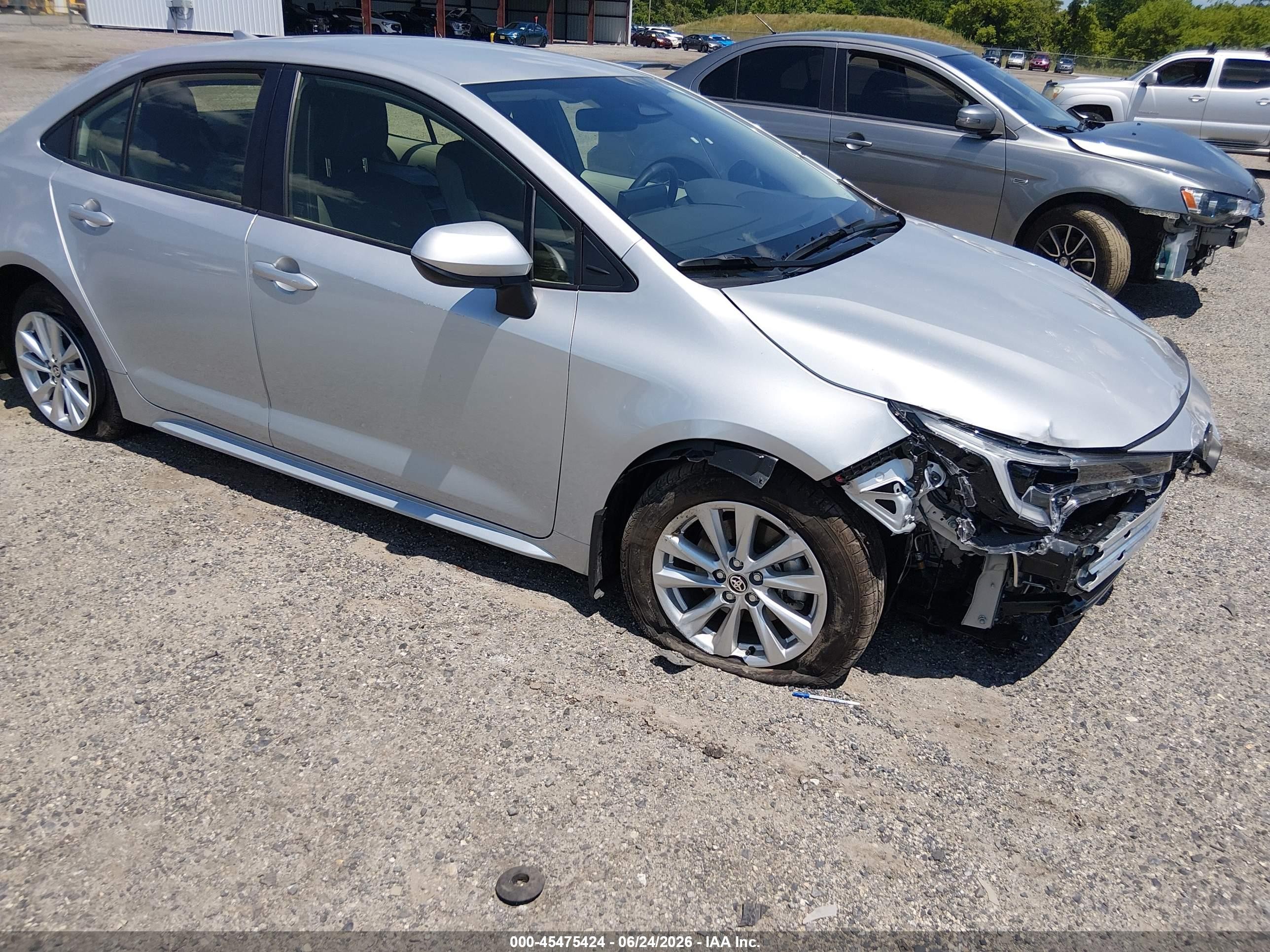 2026 Toyota Corolla Hybrid SE, VIN JTDBCMFEXT3111099 — Not stated