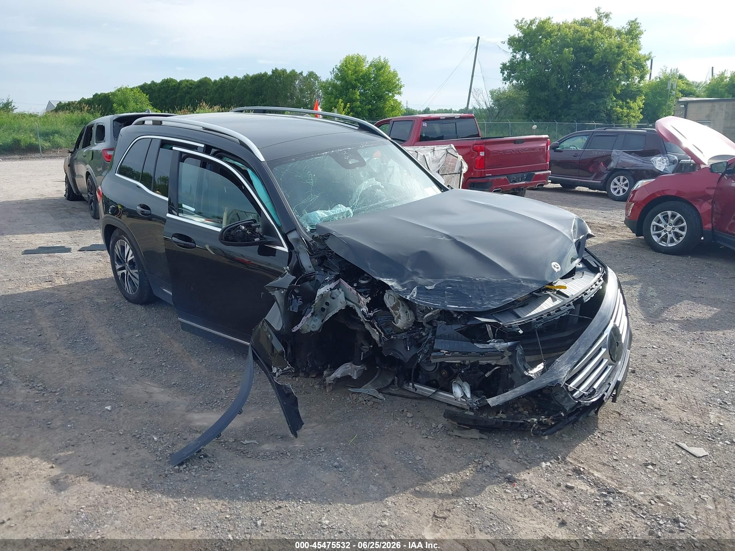 2026 Mercedes-Benz GLB 250, VIN W1N4M4HB7TW441069 — Front end