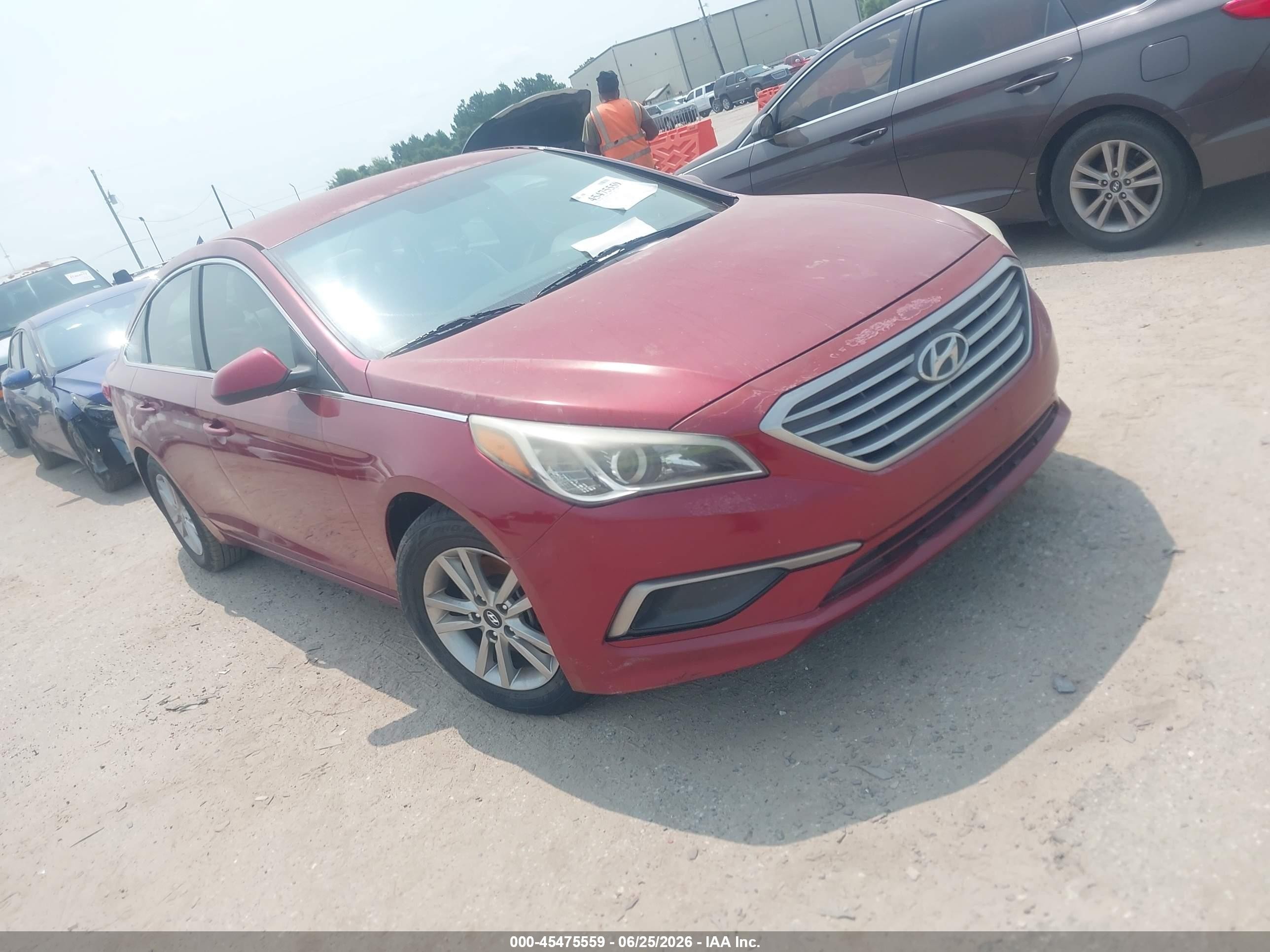 2016 Hyundai Sonata SE, VIN 5NPE24AF8GH374623 — Repossession