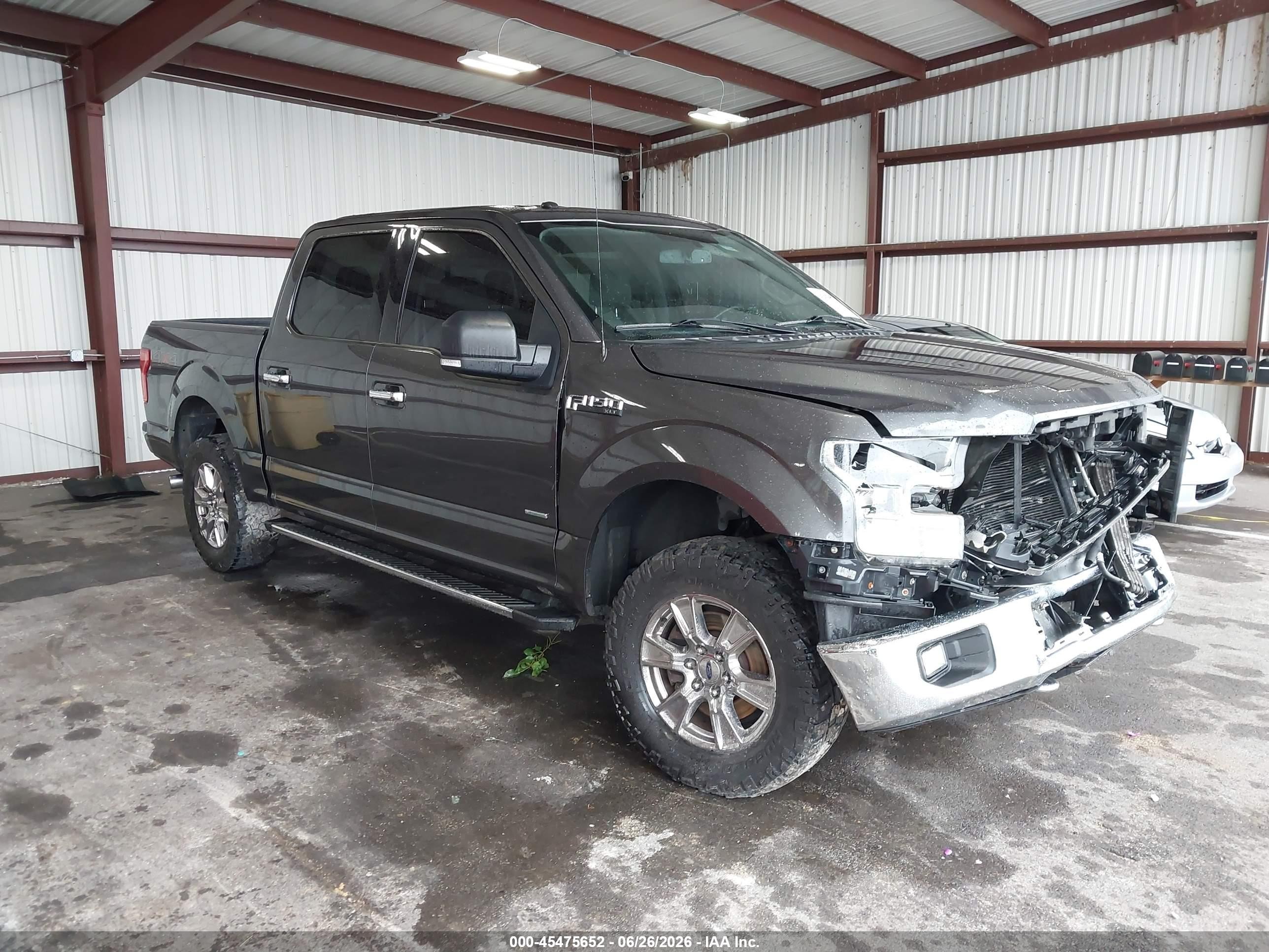 2016 Ford F-150 XLT, VIN 1FTEW1EG3GFB24447 — Перед