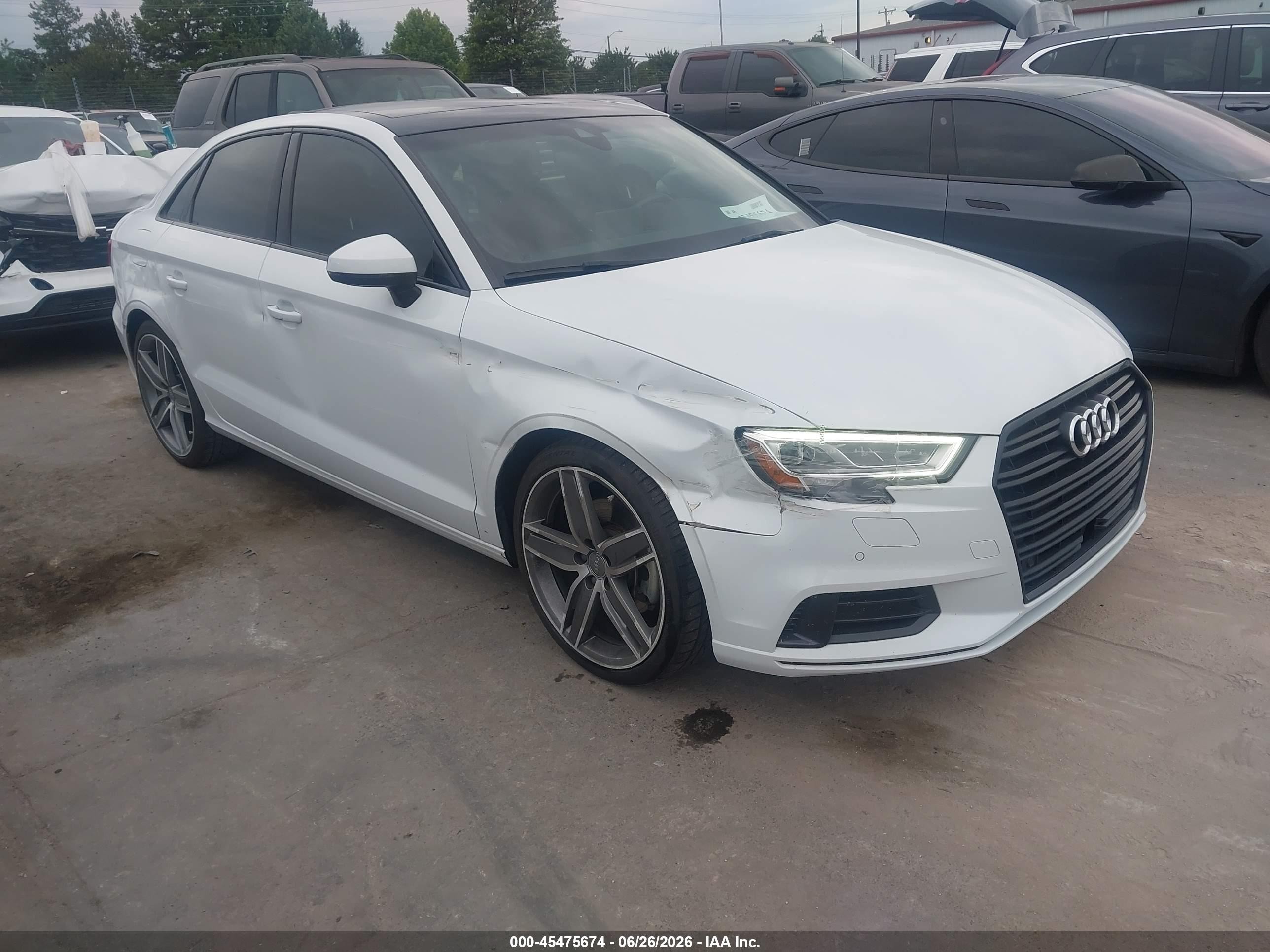 2020 Audi A3 Premium Plus, VIN WAUCUGFFXLA070297 — Перед