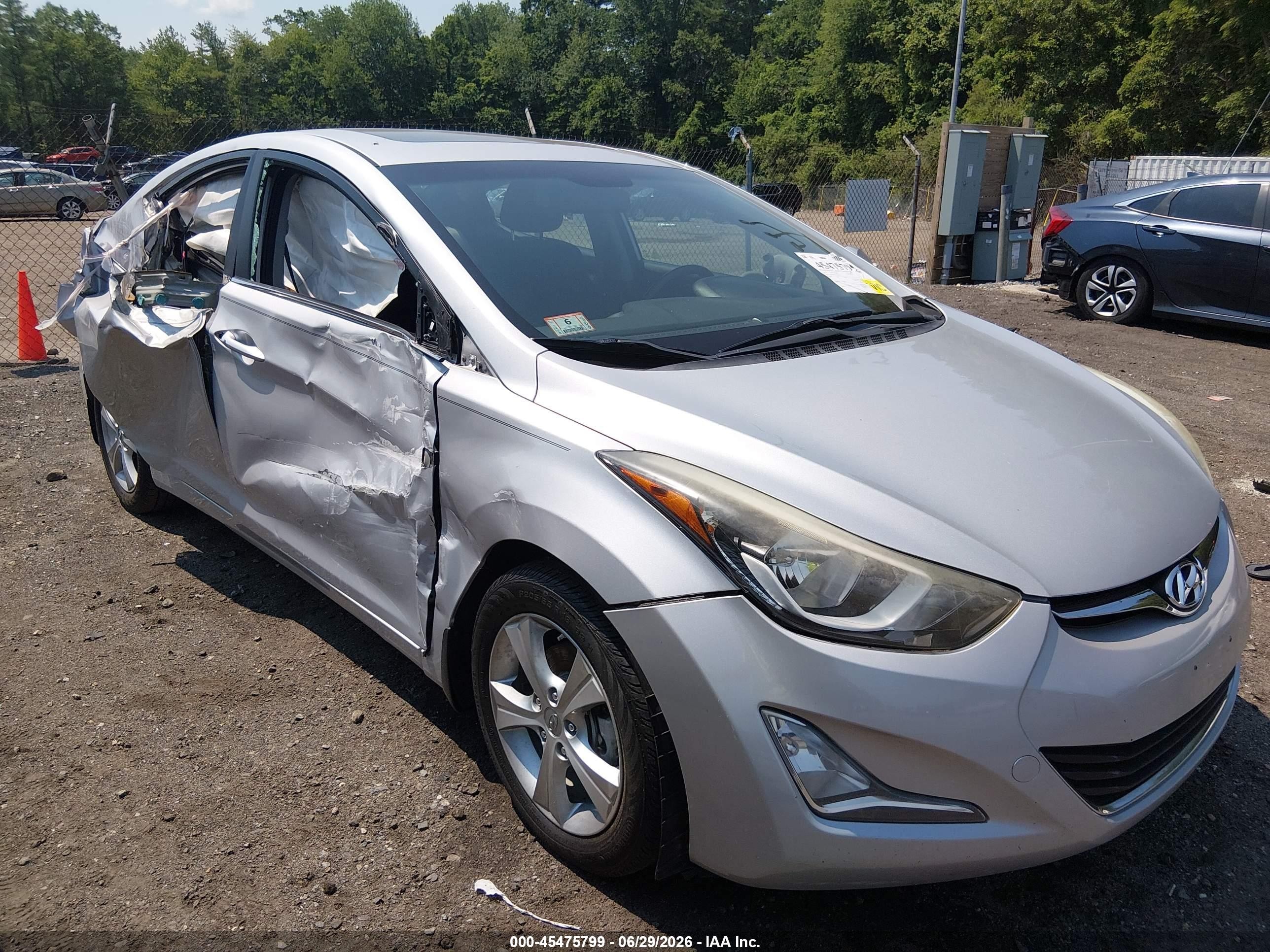 2016 Hyundai Elantra SE, VIN KMHDH4AE5GU501511 — Front end