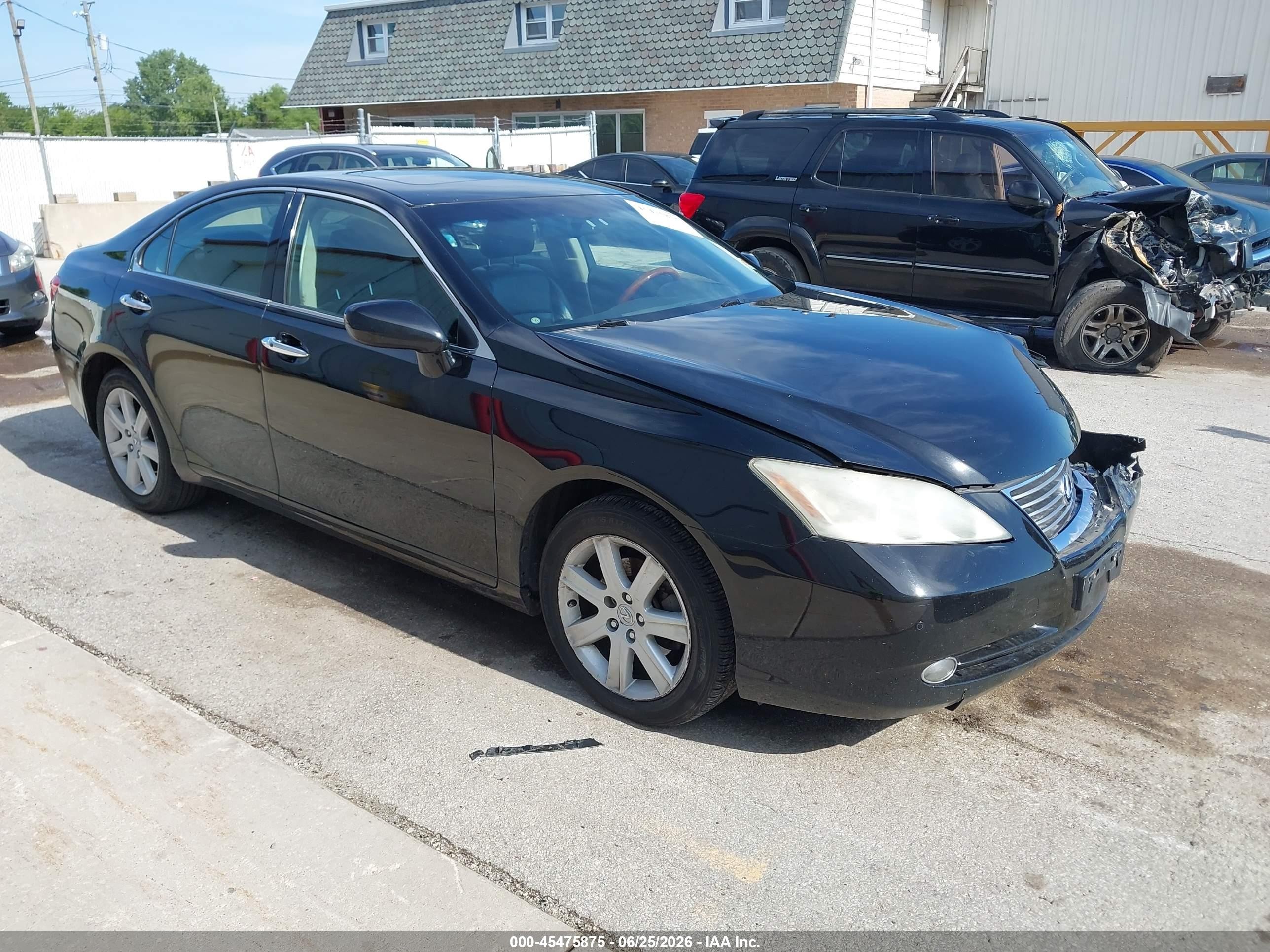 2008 Lexus ES 330, VIN JTHBJ46G182261735 — Front end
