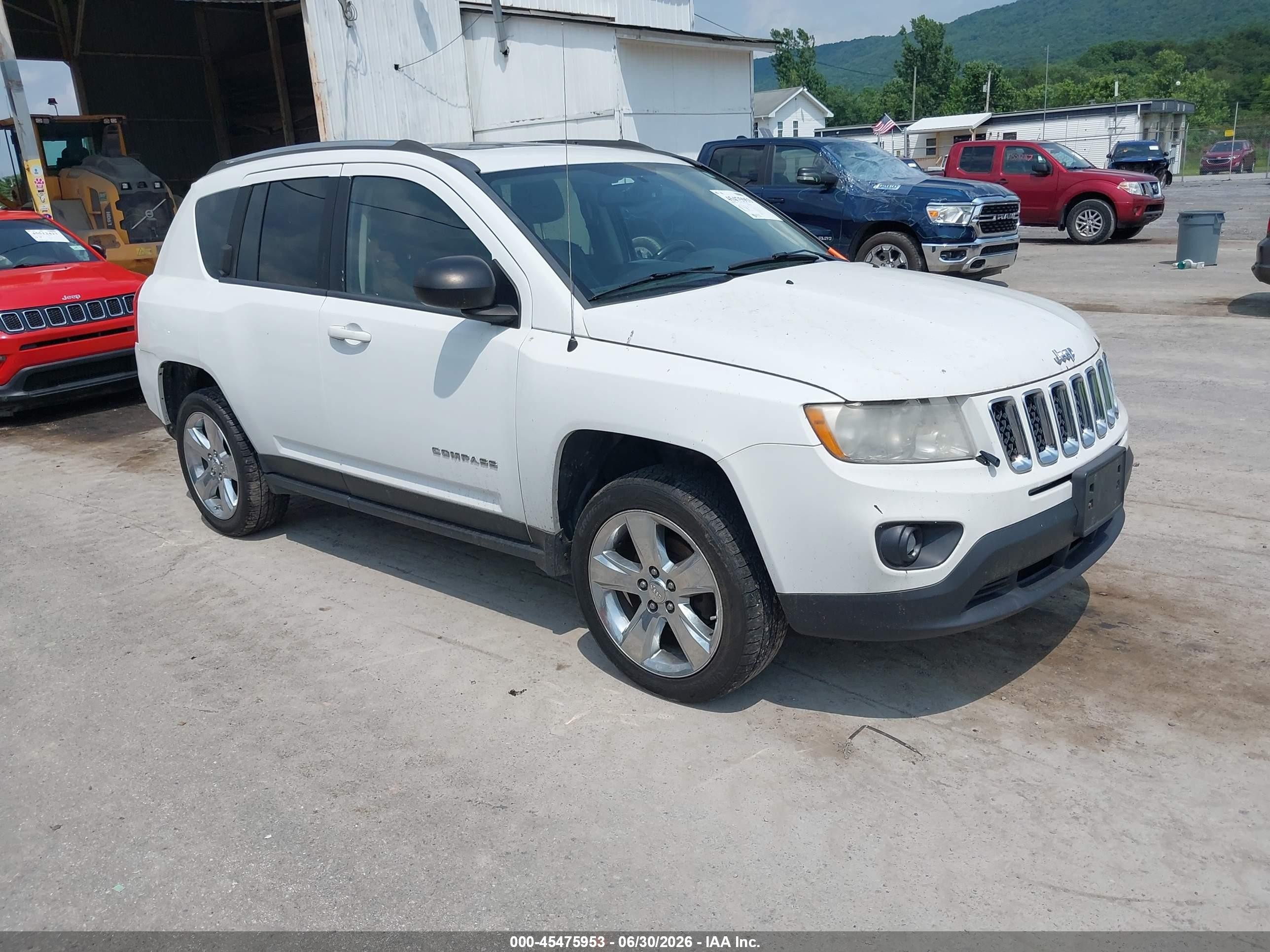 2012 Jeep Compass Limited, VIN 1C4NJDCBXCD662124 — Normal wear