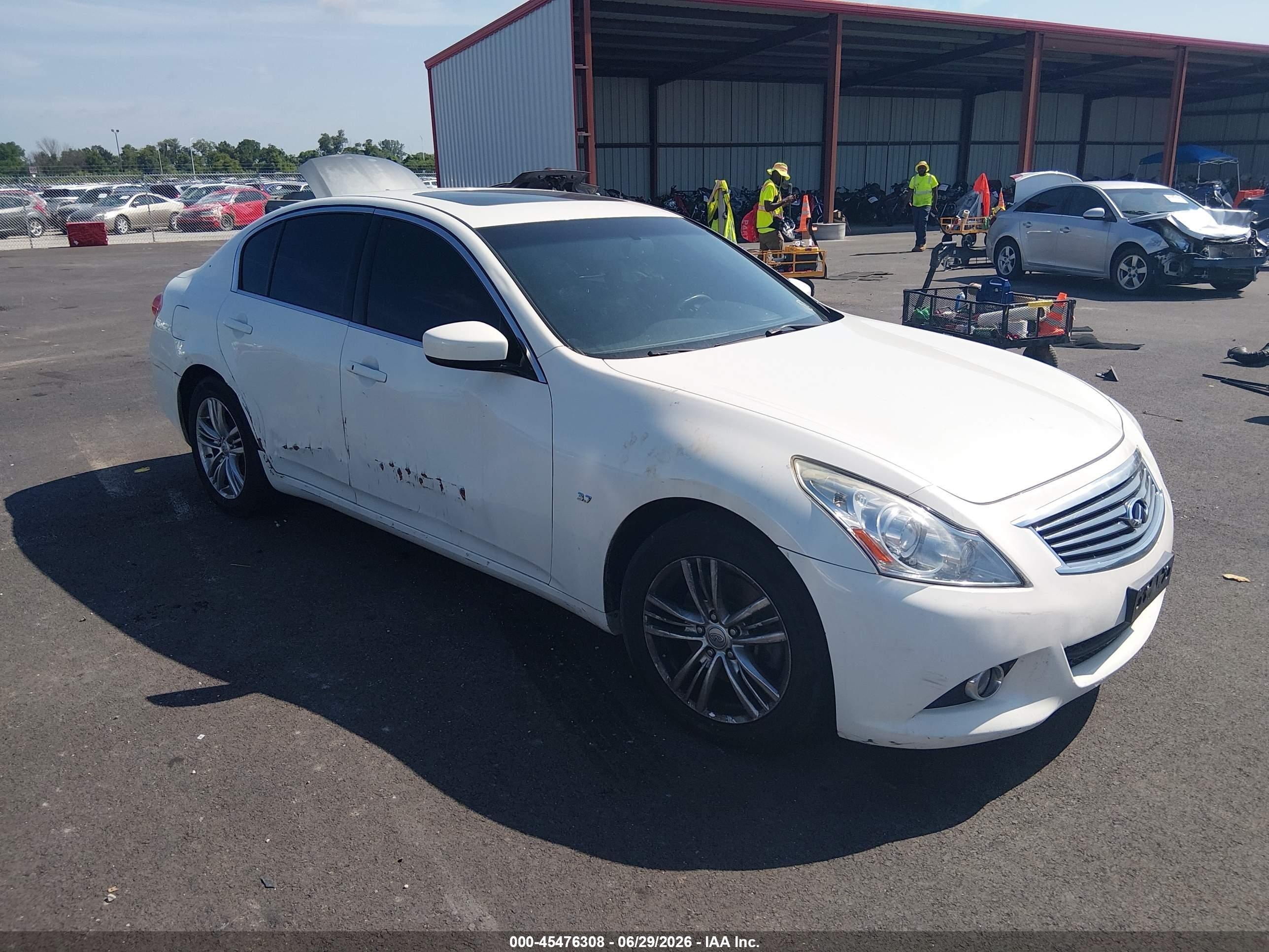 2015 Infiniti Q40, VIN JN1CV6ARXFM521214 — Normal wear