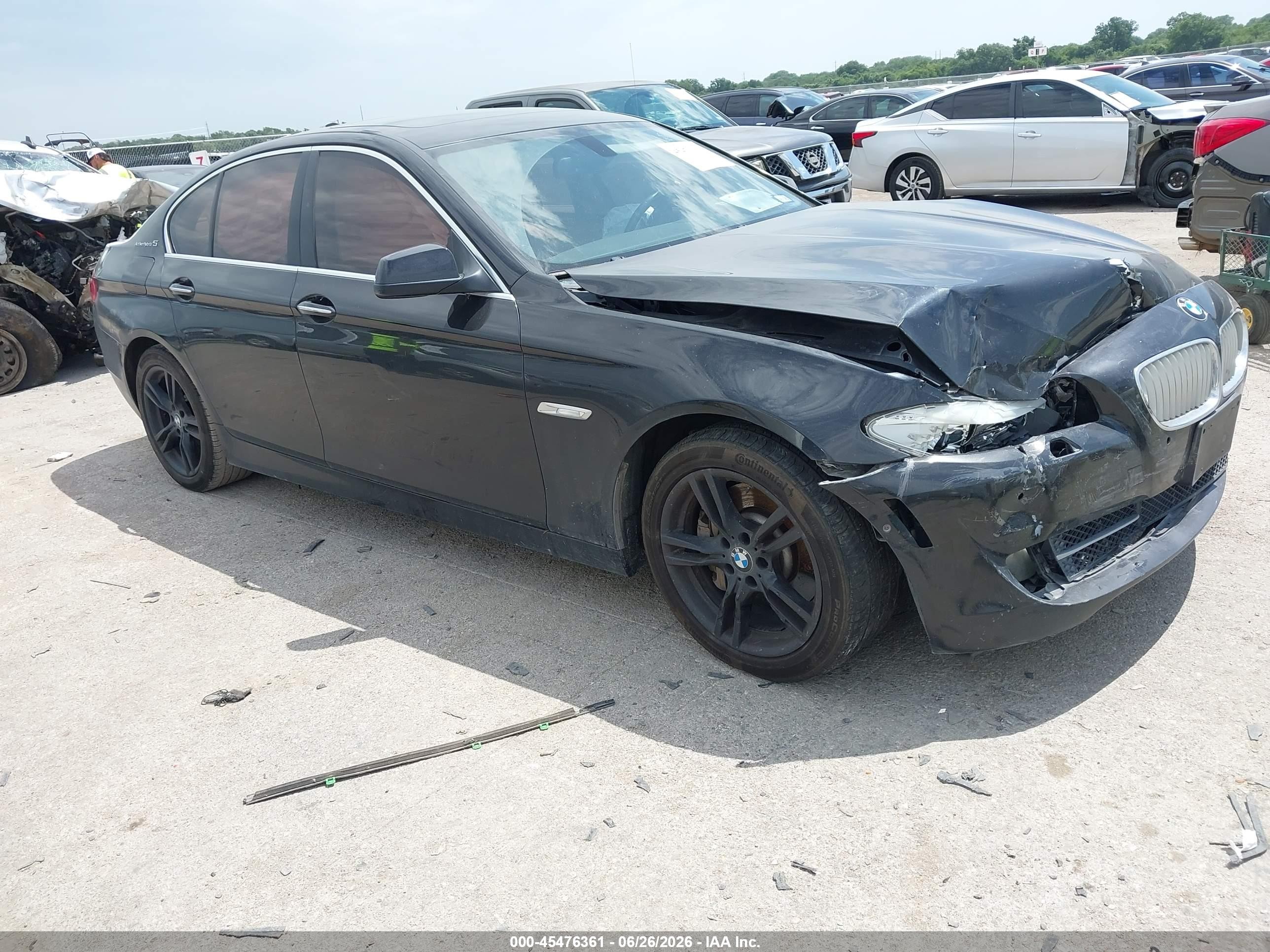 2013 BMW 5 Series ActiveHybrid 5, VIN WBAFZ9C57DC751870 — Перед