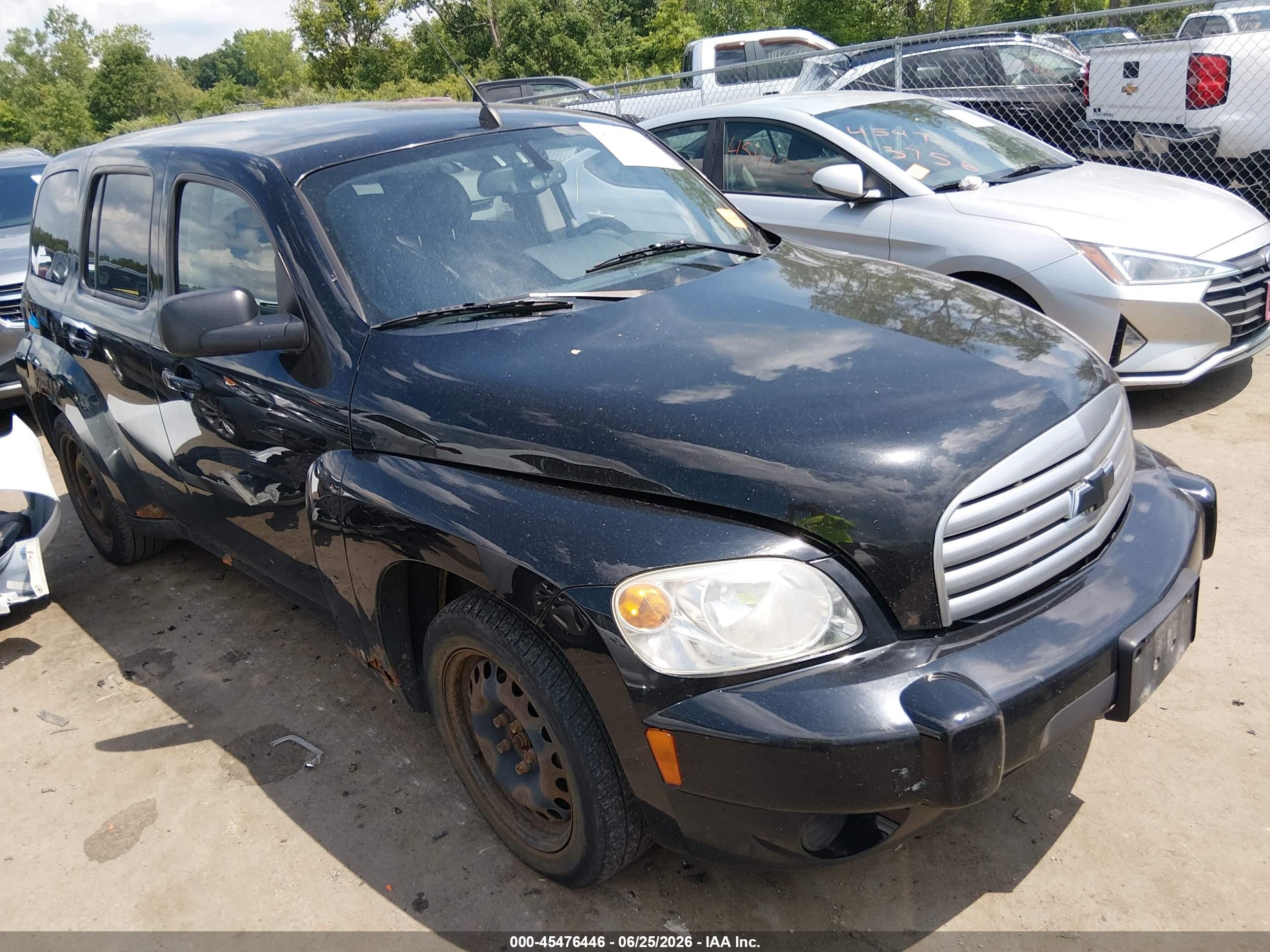2008 Chevrolet HHR LS, VIN 3GNDA13D88S613773 — Side