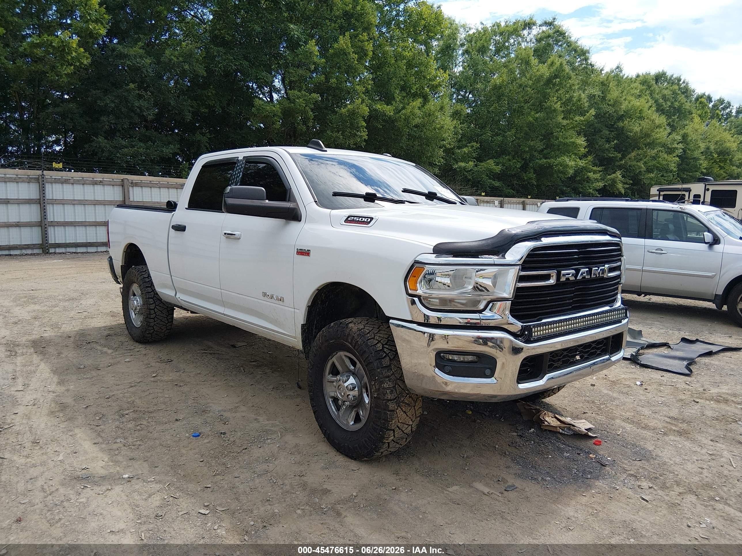 2019 Ram 2500 Big Horn, VIN 3C6UR5DJ9KG663693 — Rear end