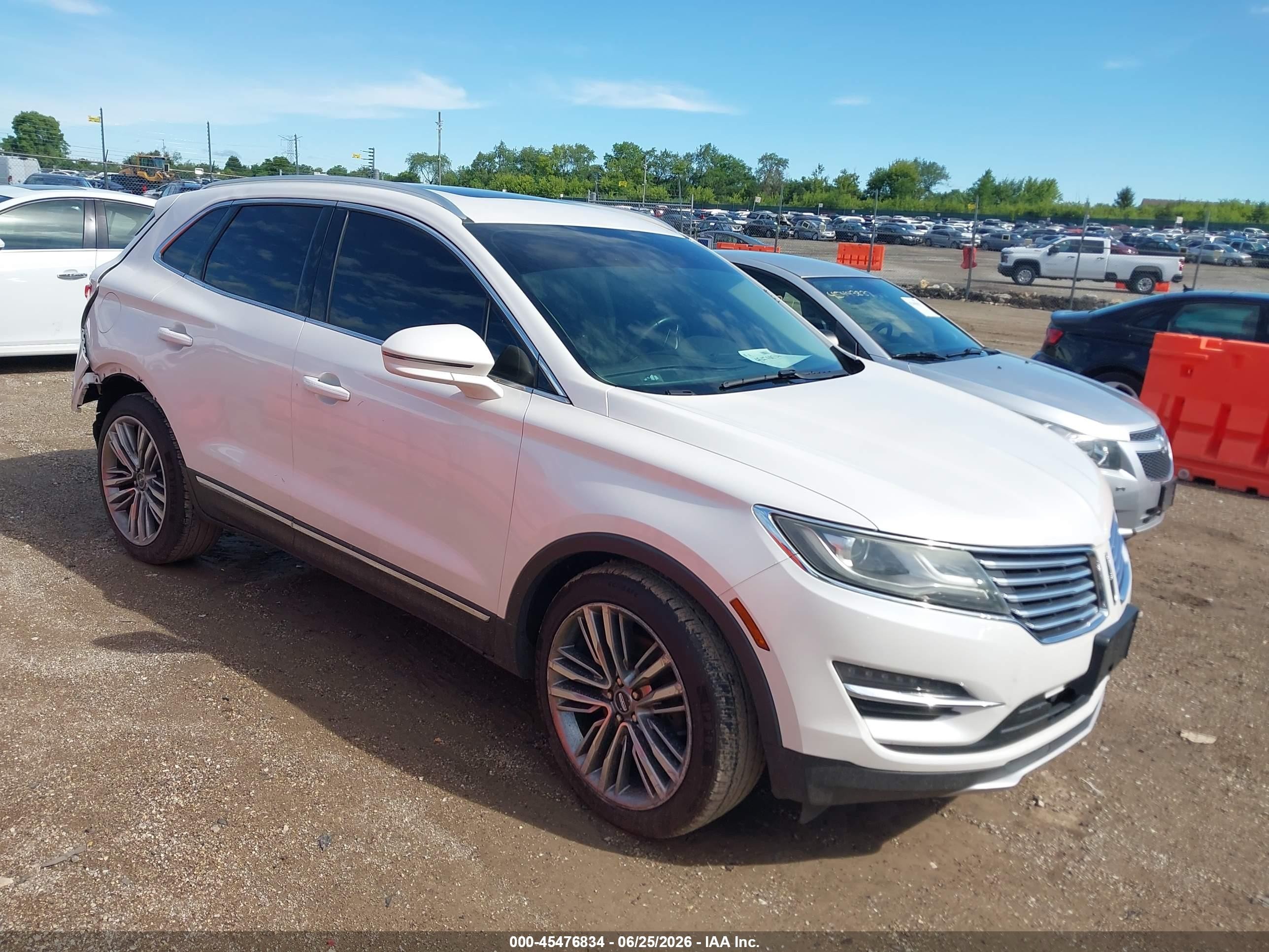 2015 Lincoln MKC, VIN 5LMTJ2AHXFUJ33708 — Rear end