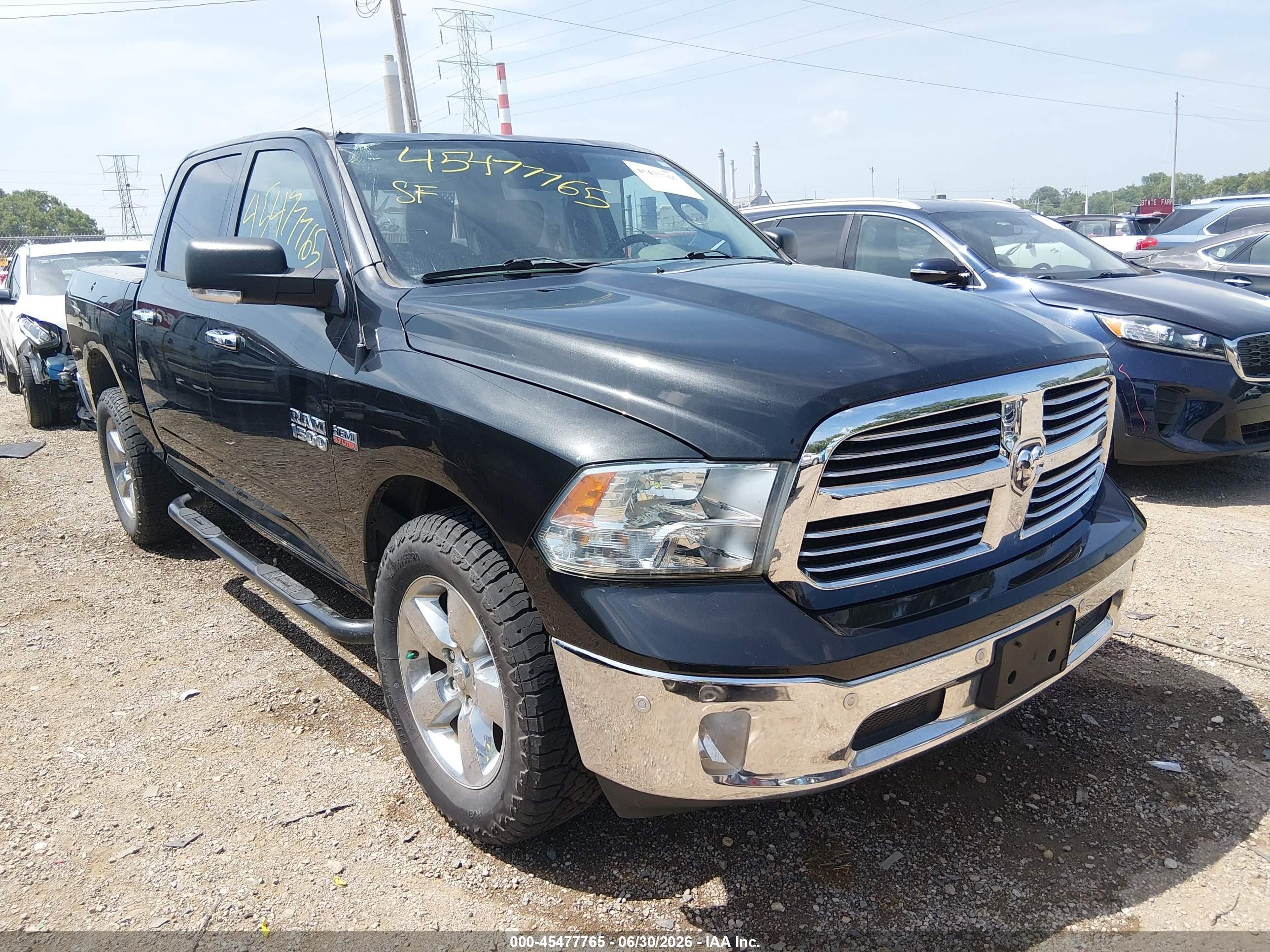 2016 Ram 1500 Lone Star, VIN 1C6RR7LT2GS309129 — Roof