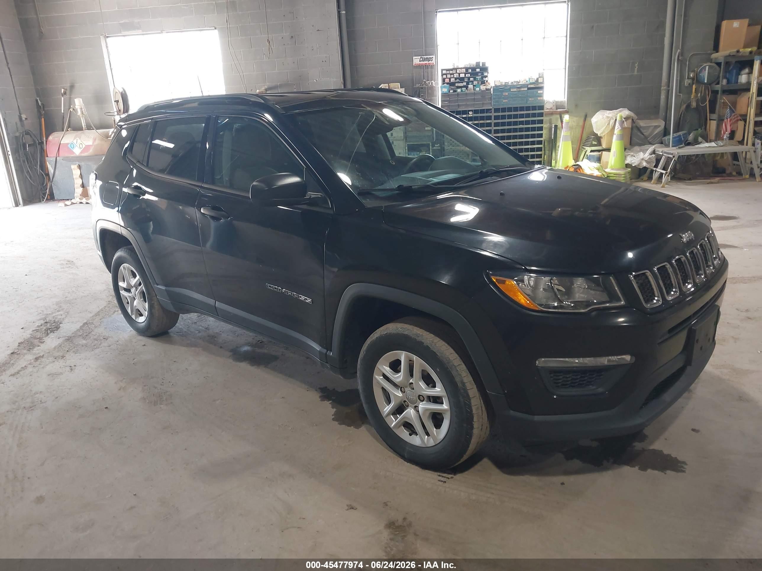 2018 Jeep Compass Sport, VIN 3C4NJDABXJT392242 — All over