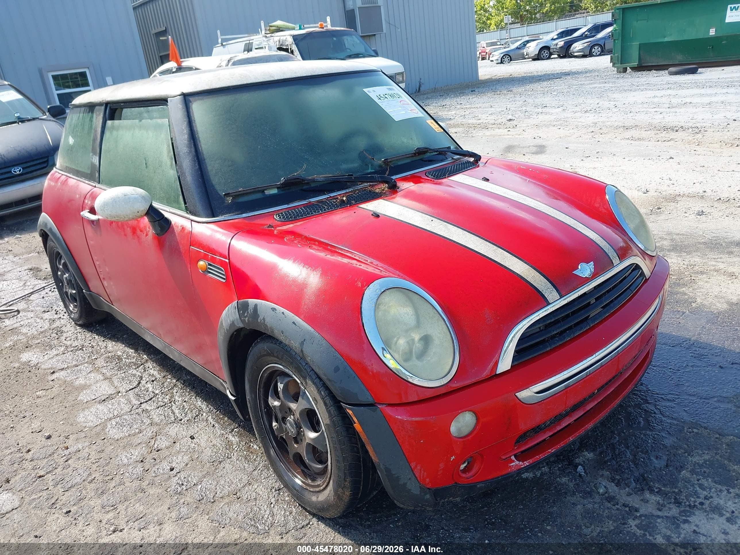 2005 MINI Hardtop, VIN WMWRC33585TJ72223 — Обычный износ