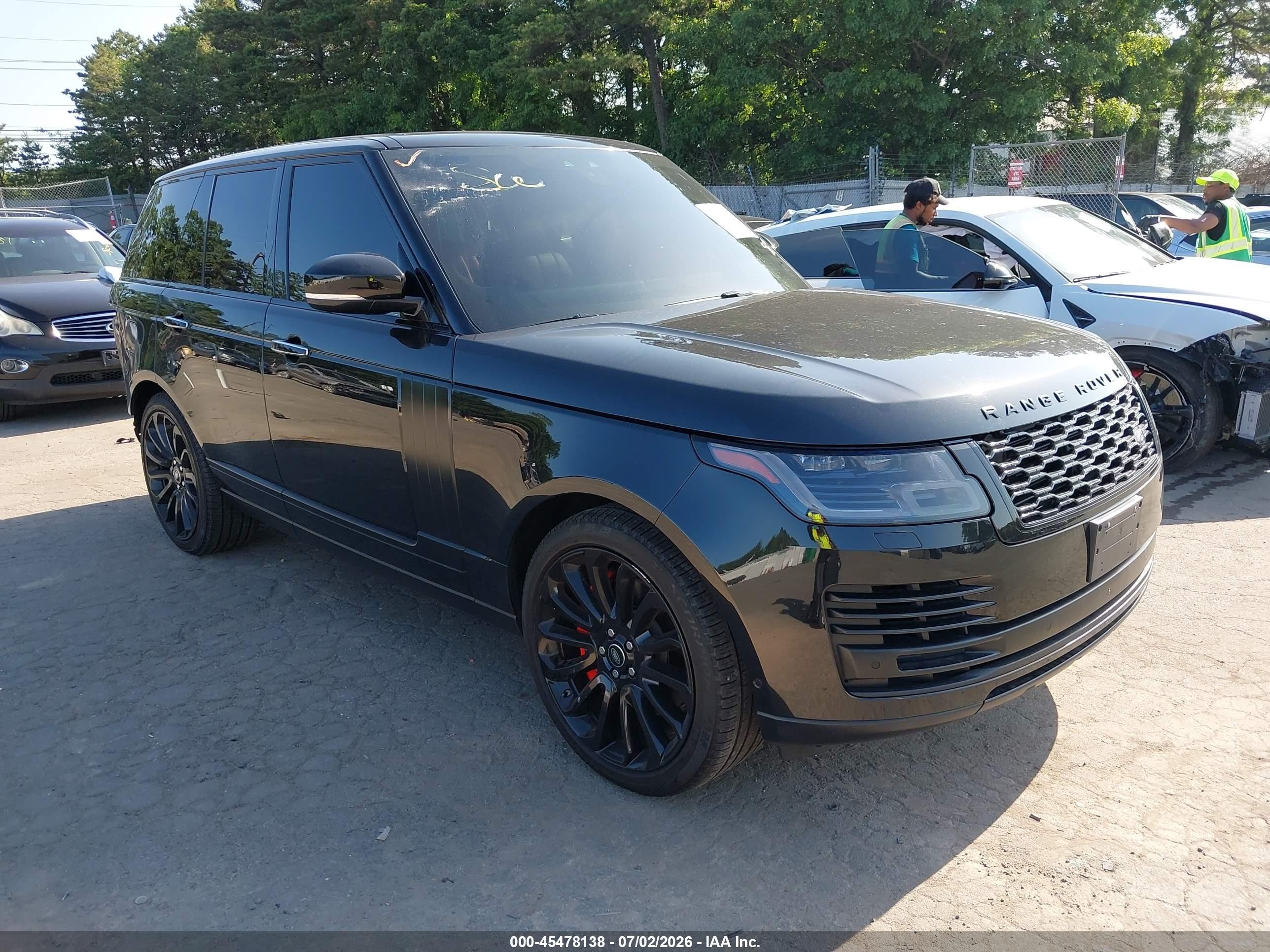 2020 Land Rover Range Rover Autobiography, VIN SALGV2SE3LA409055 — Rear end