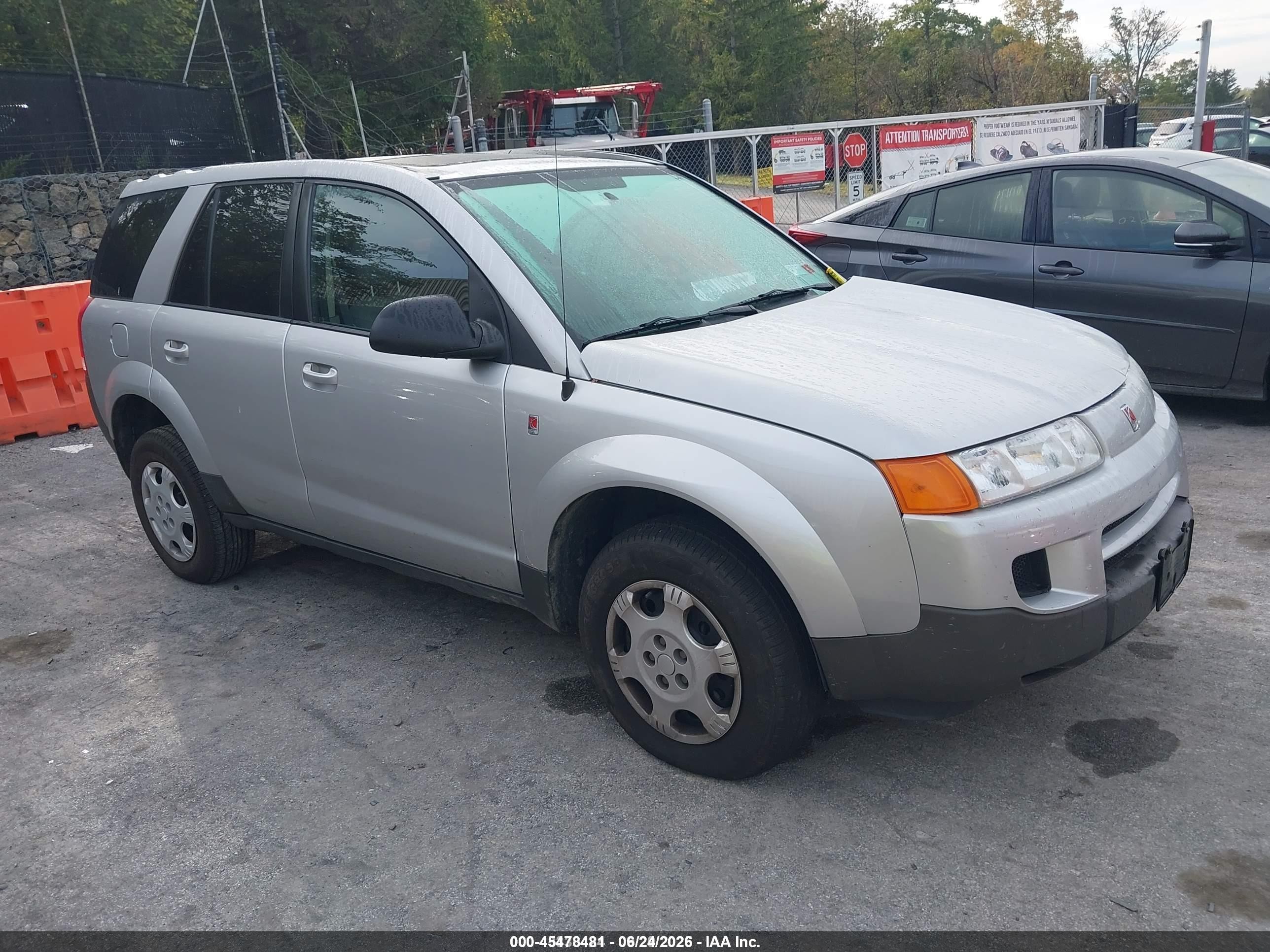 2005 Saturn VUE, VIN 5GZCZ33DX5S862252 — Перед