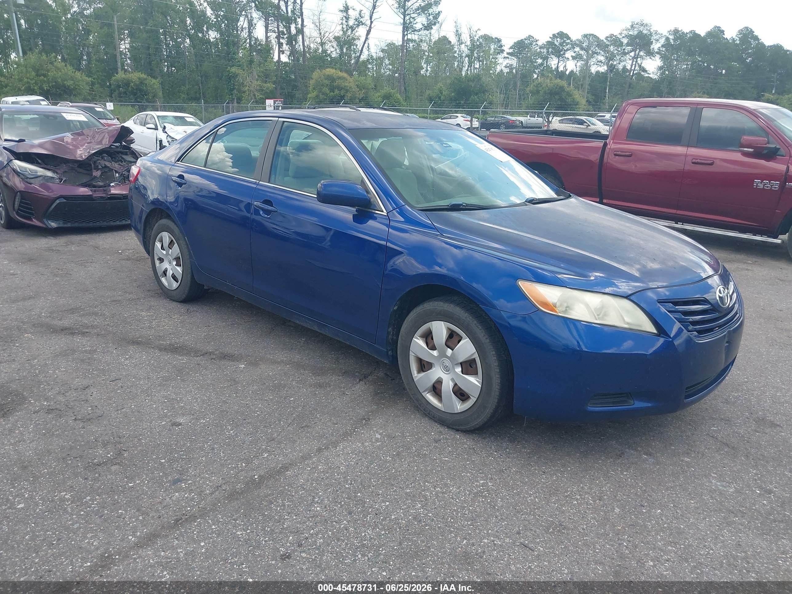 2008 Toyota Camry LE, VIN 4T4BE46K18R043245 — Зад