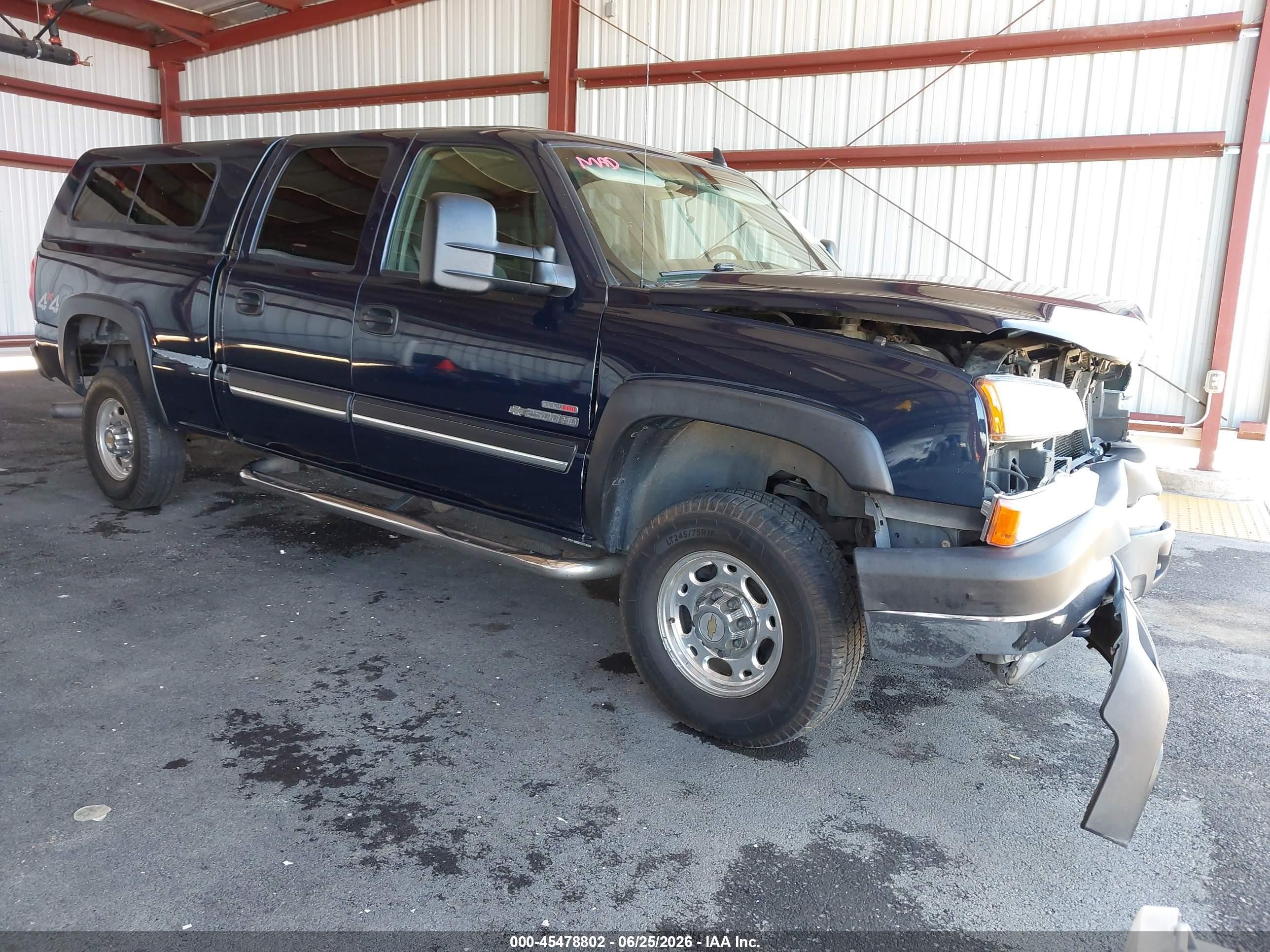 2006 Chevrolet Silverado 2500HD LT3, VIN 1GCHK23266F133275 — Front end